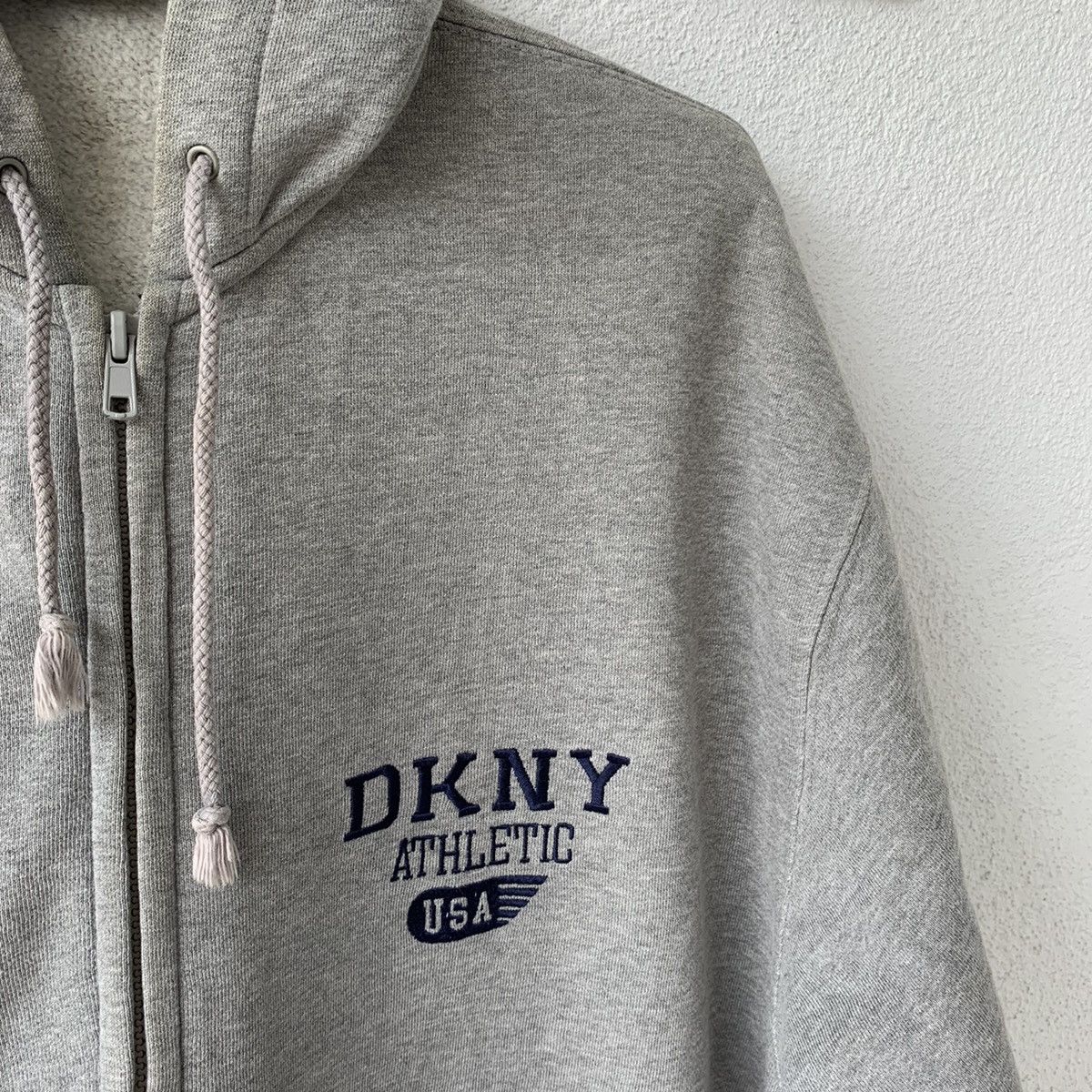 DKNY × Donna Karan DONNA KARAN NEW YORK hoodie spell out big logo.. DKNY Size US XL / EU 56 / 4 - 4 Thumbnail