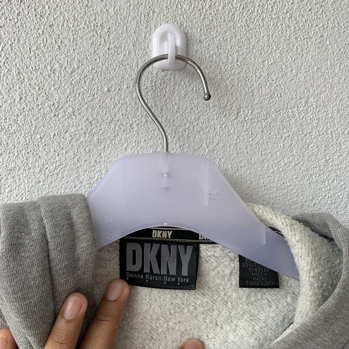 DKNY × Donna Karan DONNA KARAN NEW YORK hoodie spell out big logo.. DKNY Size US XL / EU 56 / 4 - 5 Thumbnail