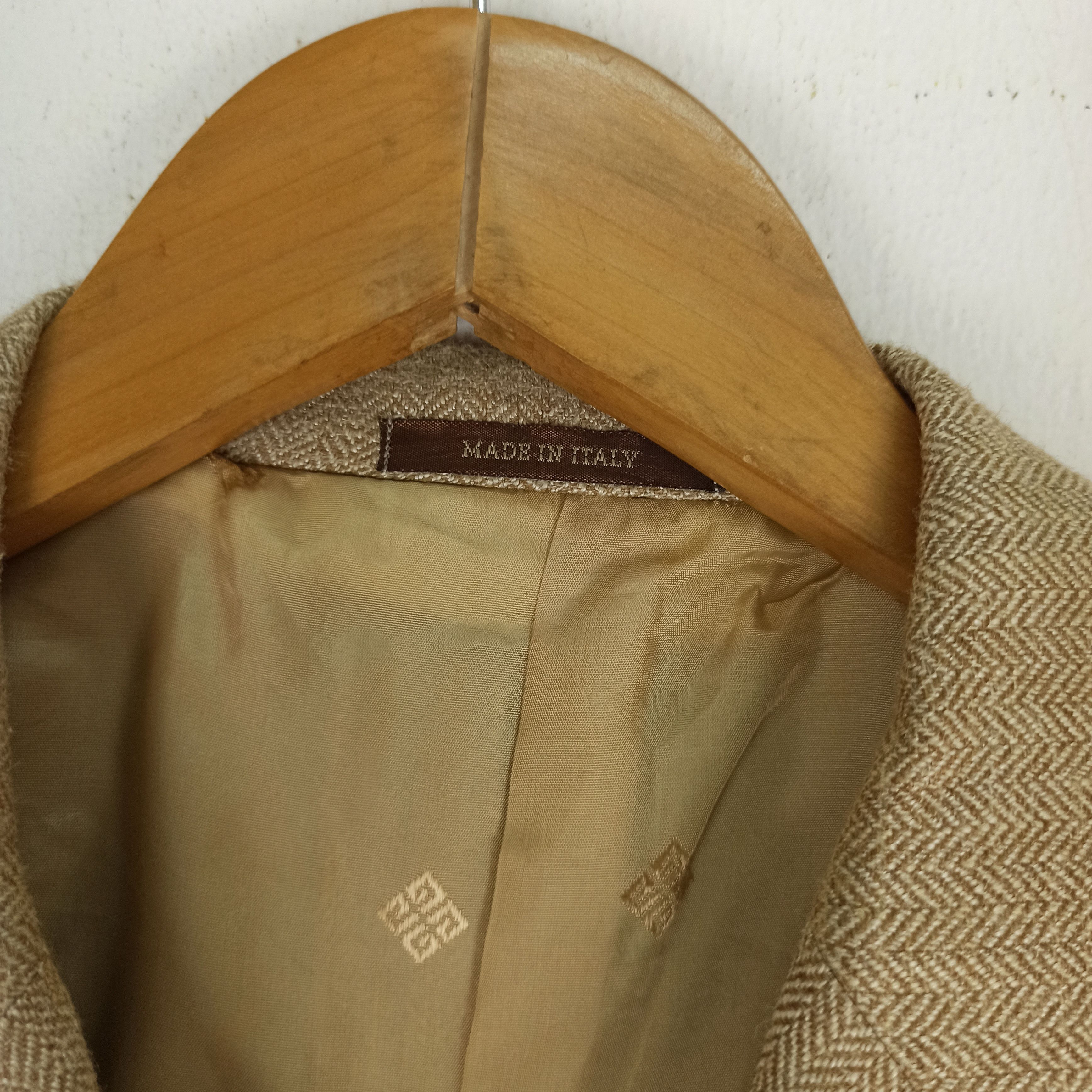 Givenchy Vintage Givenchy Blazer Coats Nice Design Size US L / EU 52-54 / 3 - 4 Thumbnail