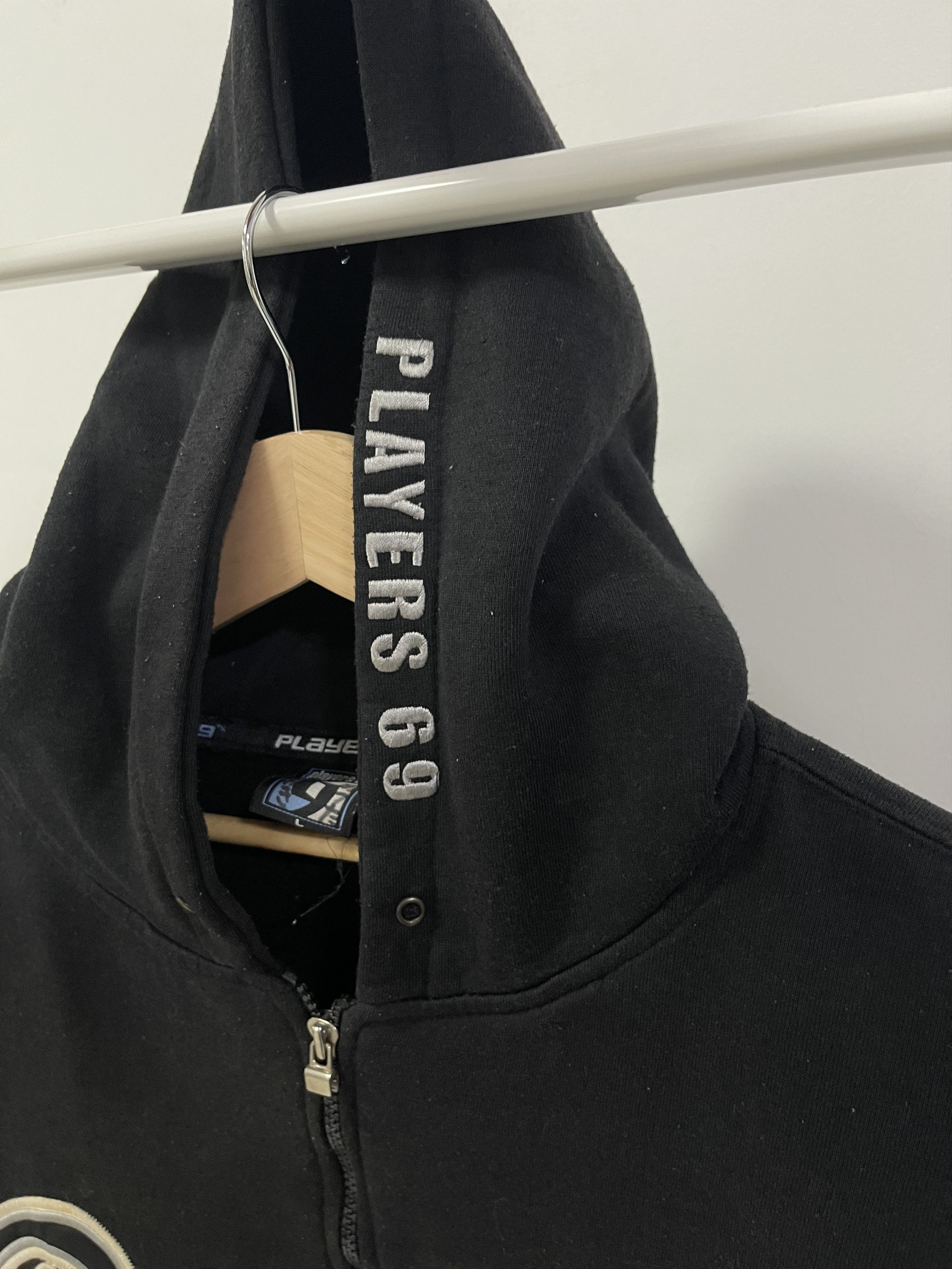 Japanese Brand Vintage Player 69 Embroidery Big Logo Hoodie Size US L / EU 52-54 / 3 - 13 Thumbnail