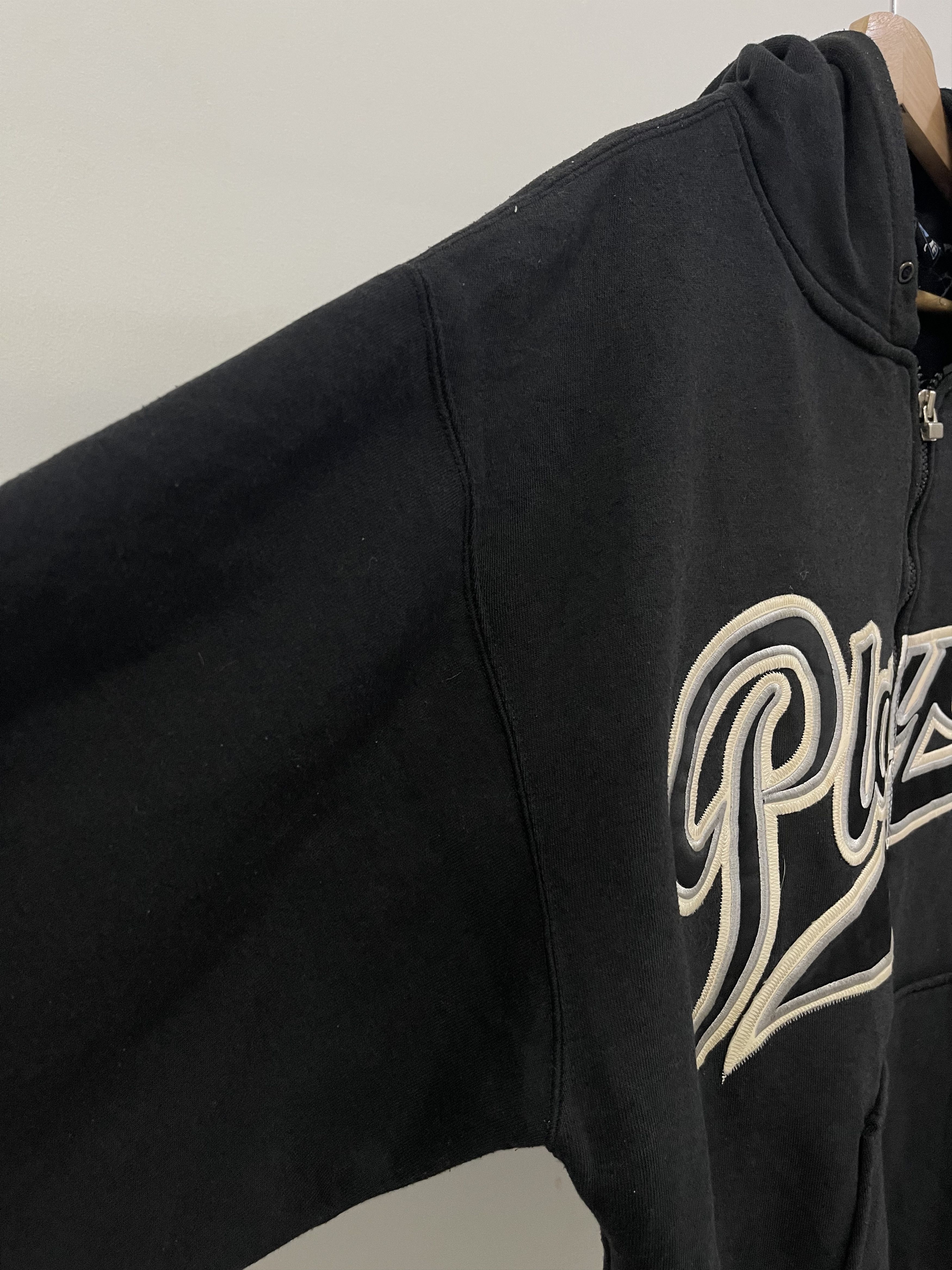 Japanese Brand Vintage Player 69 Embroidery Big Logo Hoodie Size US L / EU 52-54 / 3 - 10 Thumbnail