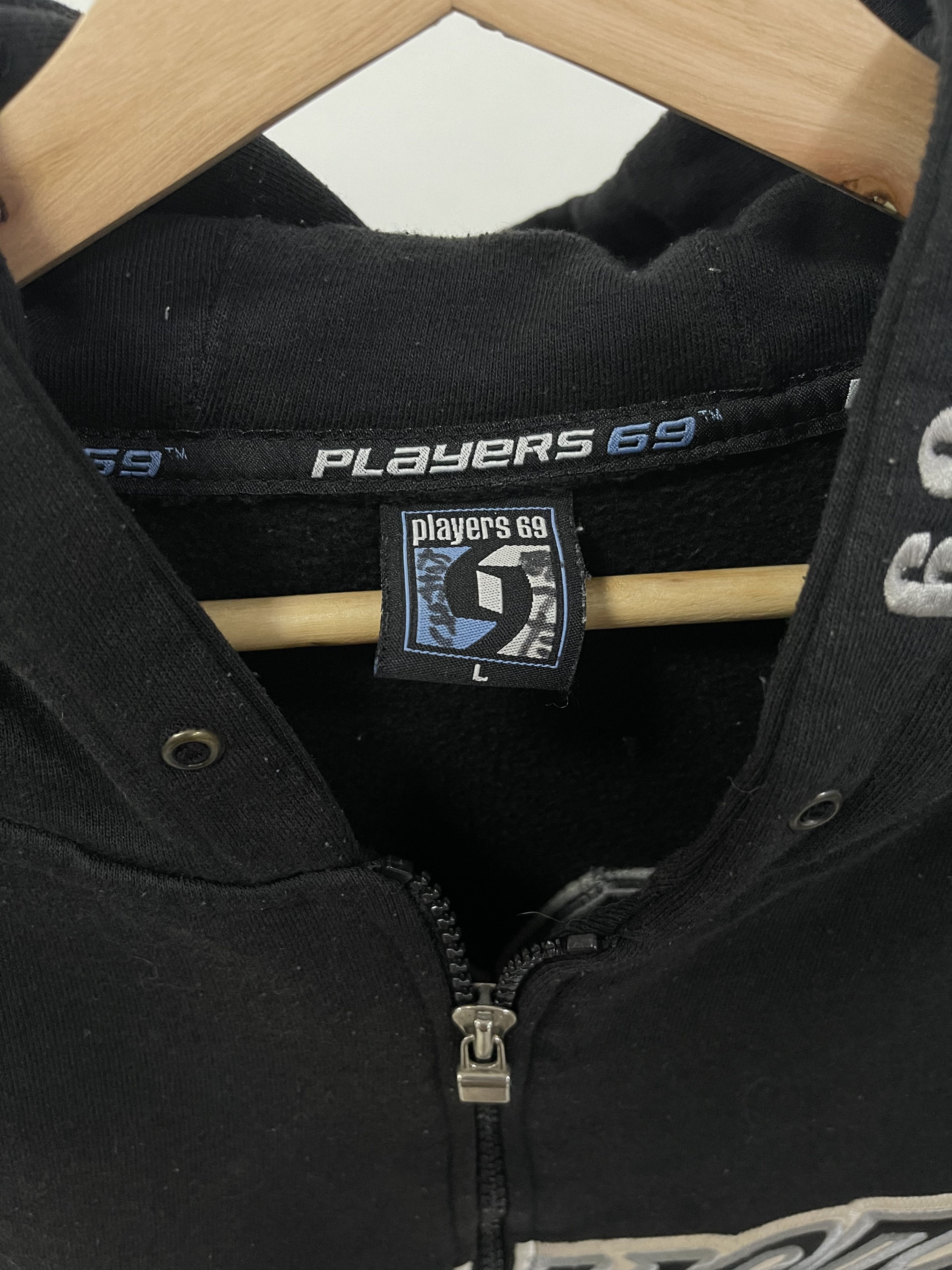 Japanese Brand Vintage Player 69 Embroidery Big Logo Hoodie Size US L / EU 52-54 / 3 - 14 Thumbnail