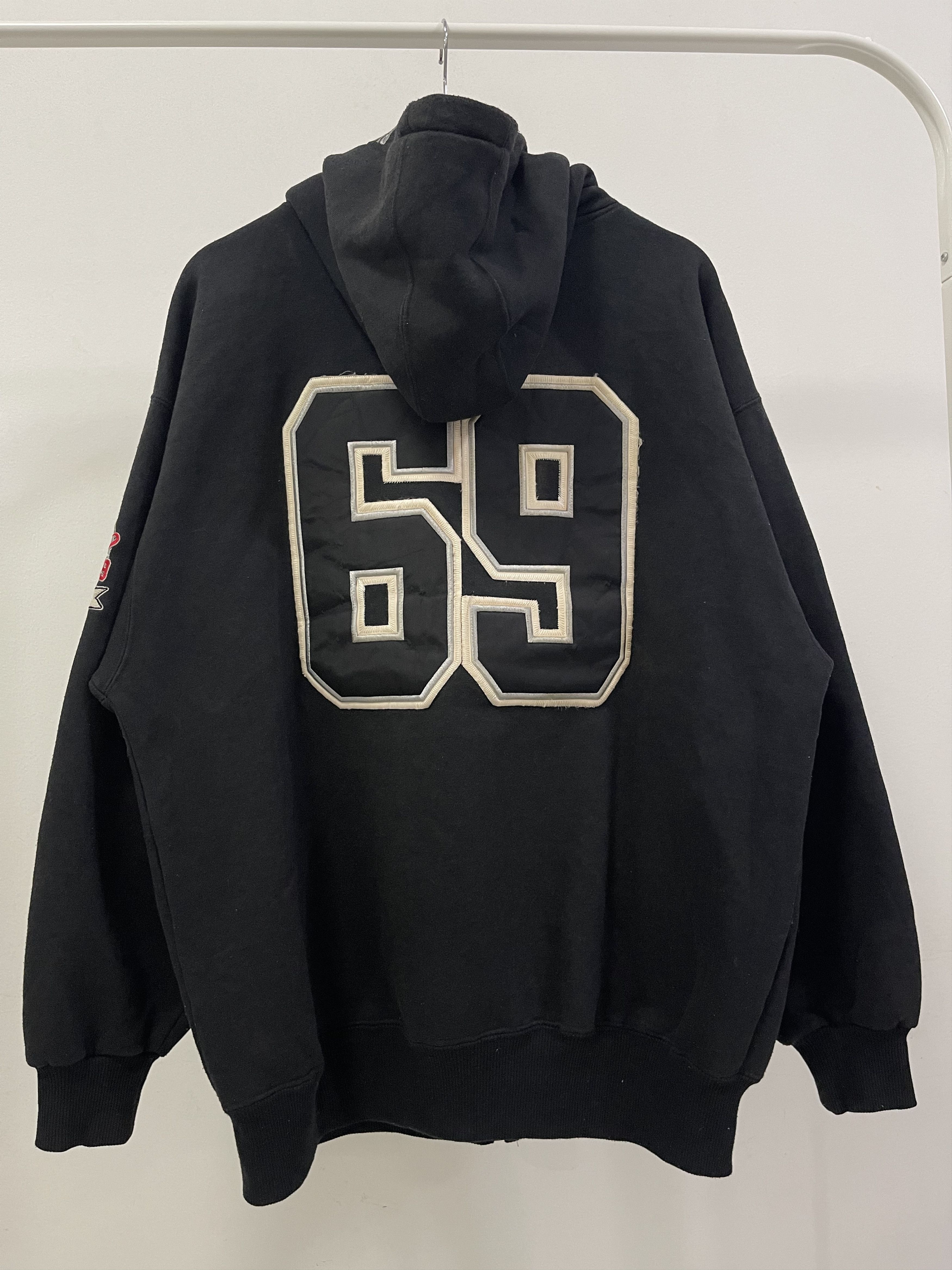 Japanese Brand Vintage Player 69 Embroidery Big Logo Hoodie Size US L / EU 52-54 / 3 - 11 Thumbnail