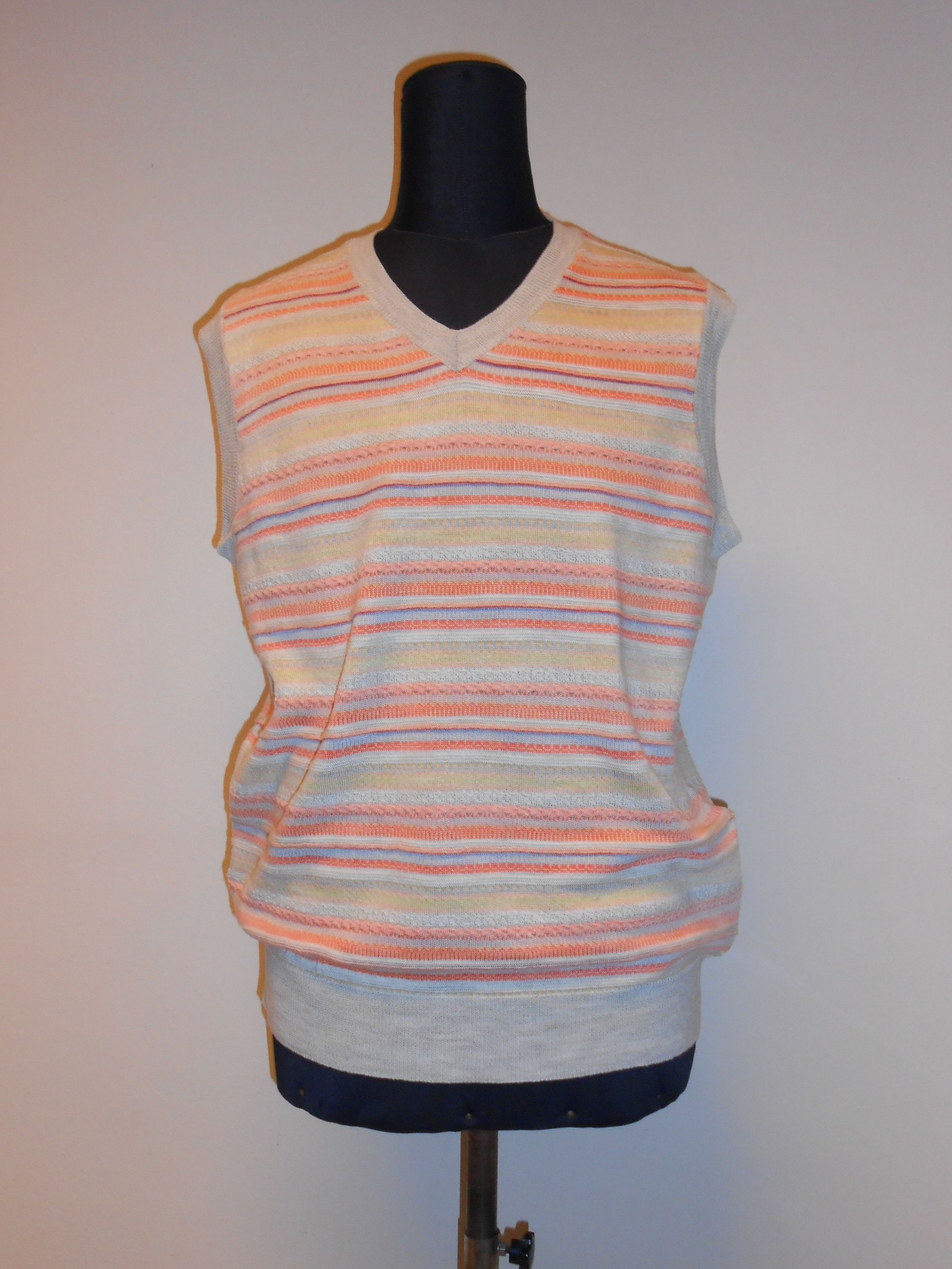 Comme des Garcons KNITTED VEST FRESH LIGHTED COLOURS ULTRA MULTI KNIT STITCH Size US L / EU 52-54 / 3 - 1 Thumbnail