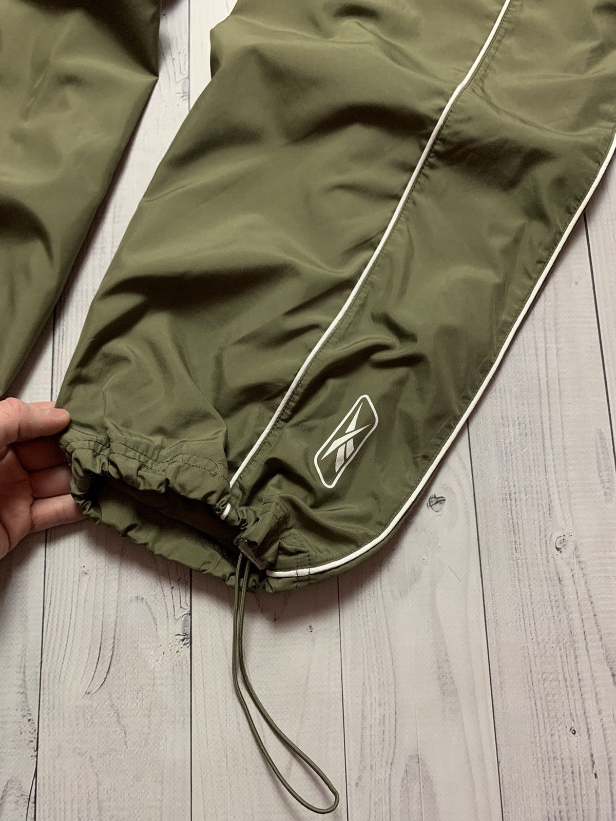 Reebok × Vintage Vintage Reebok Khaki drill pants Y2K joggers logo size L Size US 34 / EU 50 - 2 Thumbnail