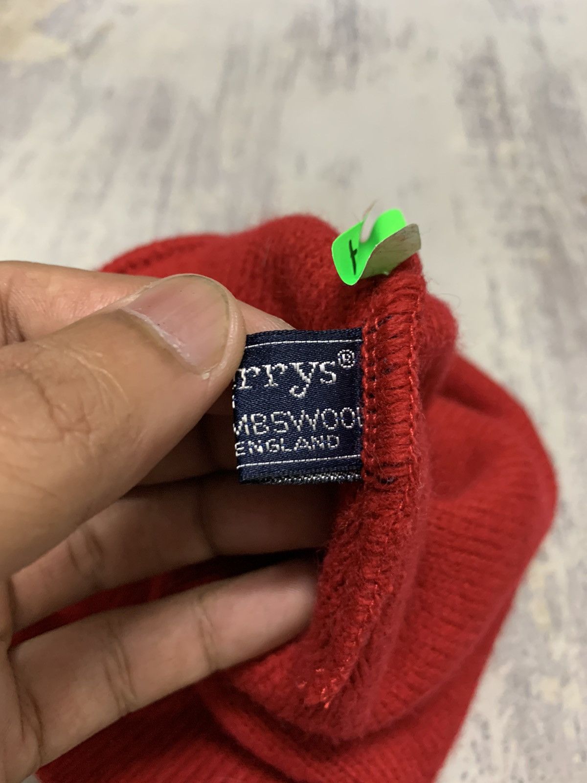 Burberry Vintage Burberrys Centre Logo Wool Beanie Hat Size ONE SIZE - 9 Thumbnail