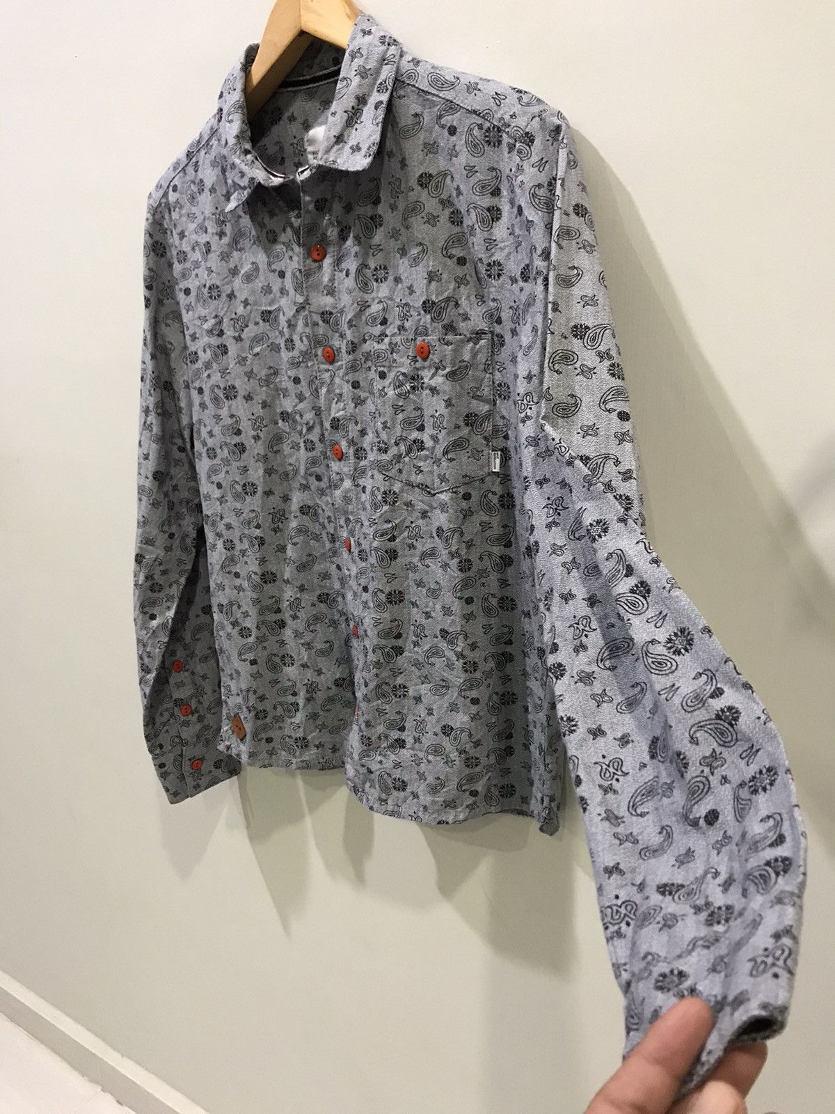 Designer RVLT Revolution Full Paisley Selvedge Button Up Shirt Size US S / EU 44-46 / 1 - 11 Thumbnail