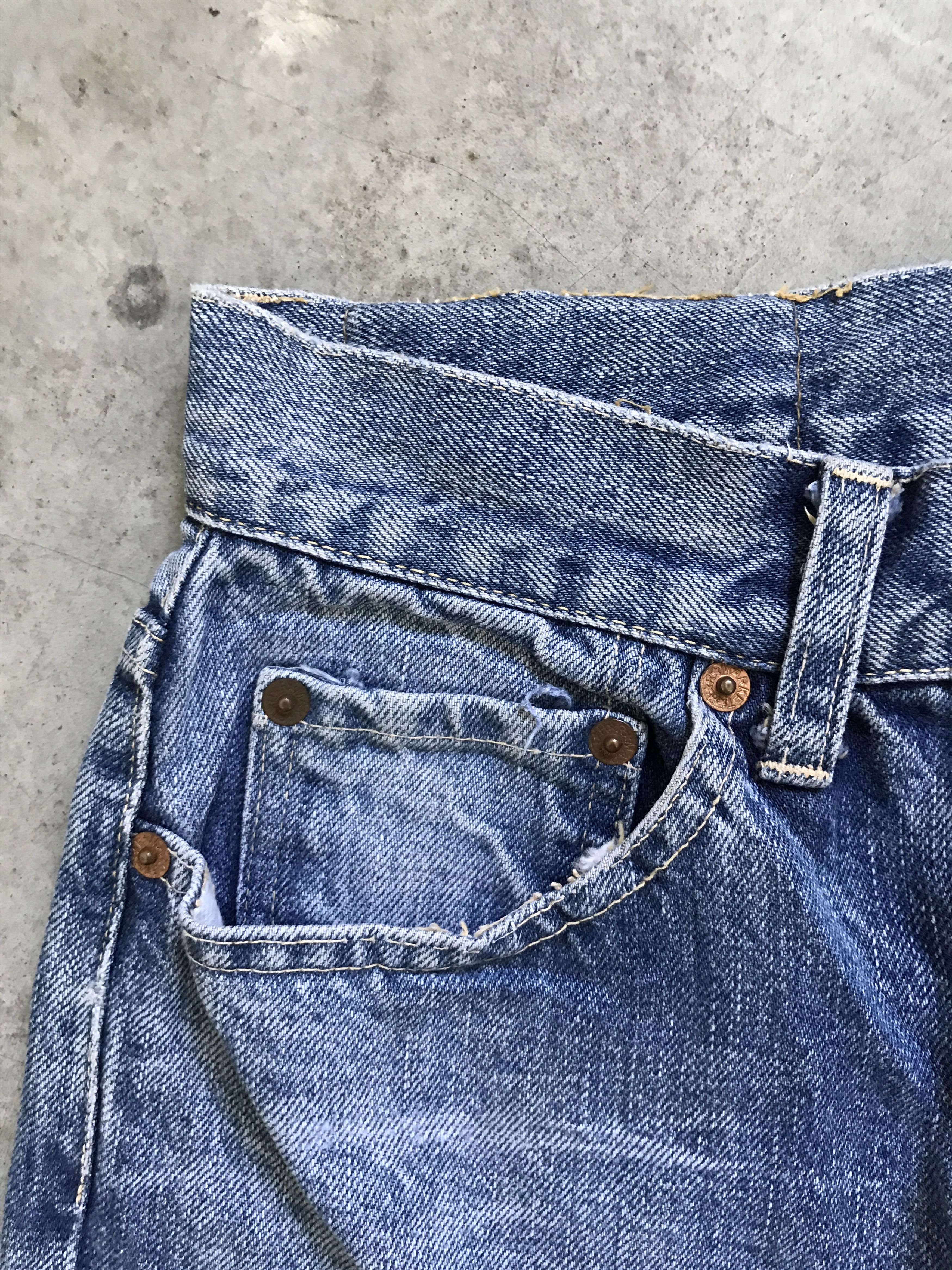 Blue Blue Japan × HOLLYWOOD RANCH MARKET D49 HR MARKET Japan Selvedge Faded Denim Size US 26 / EU 42 - 9 Thumbnail