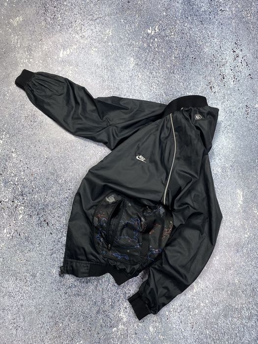 Nike on sale parachute jacket