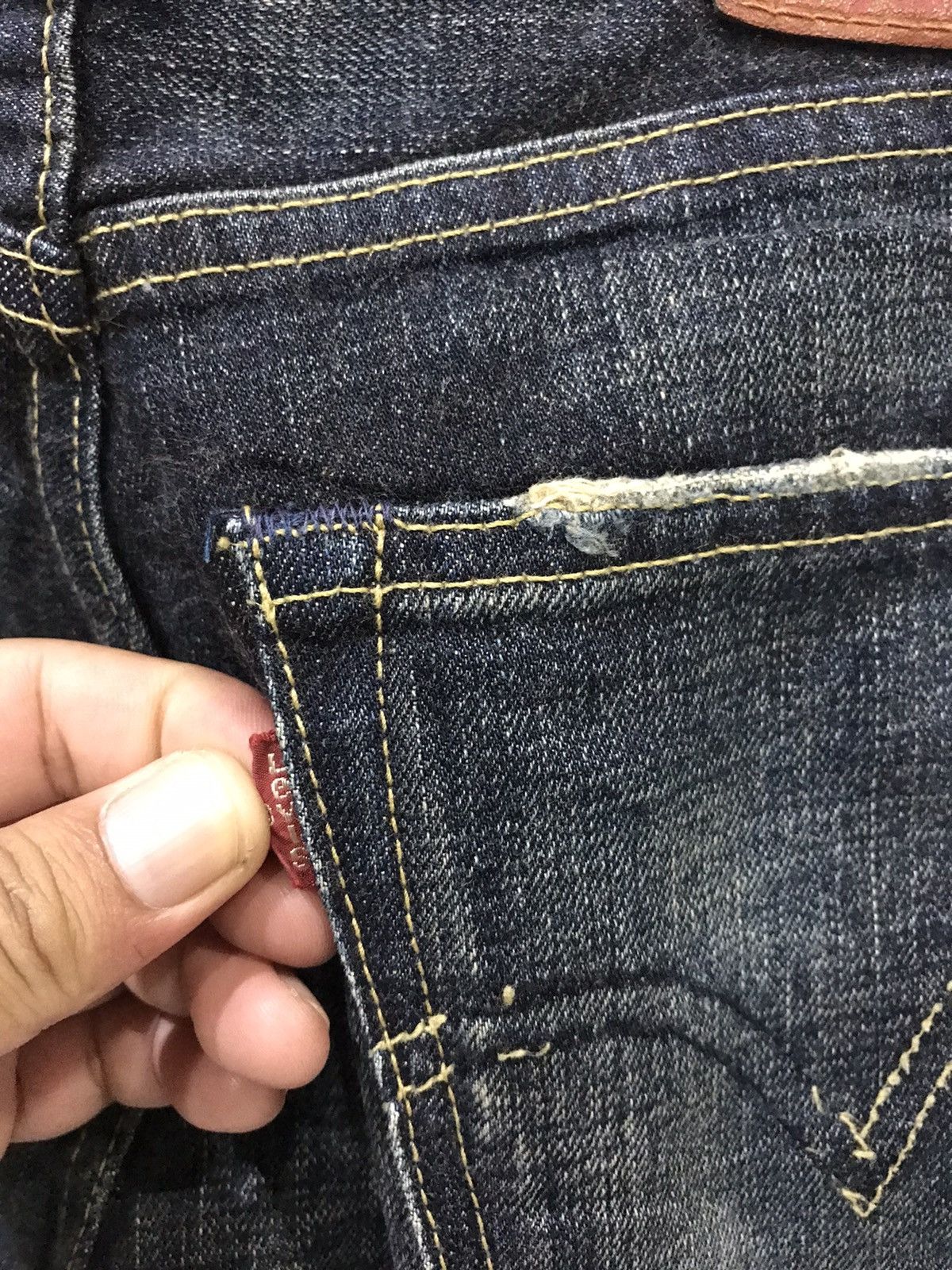 Levi's Levis 502 Faded Light Wash Denim Size US 31 - 14 Thumbnail
