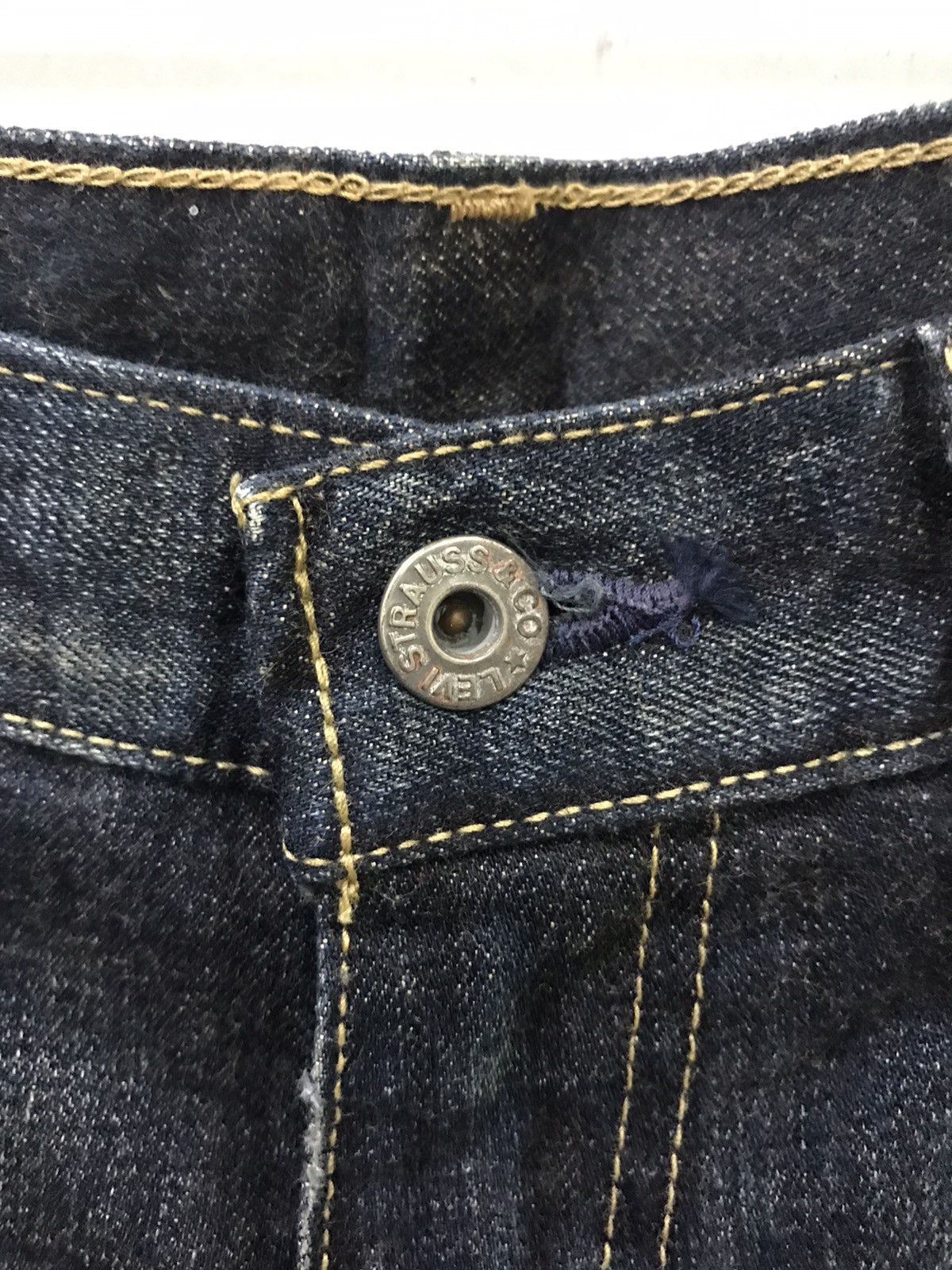 Levi's Levis 502 Faded Light Wash Denim Size US 31 - 8 Thumbnail
