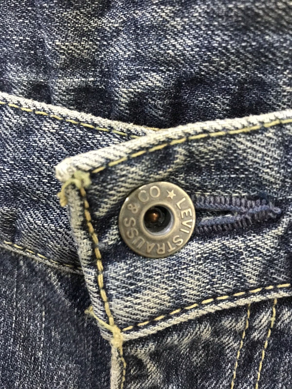 Levi's Levis 503 Beautiful Faded Denim Size US 33 - 9 Thumbnail