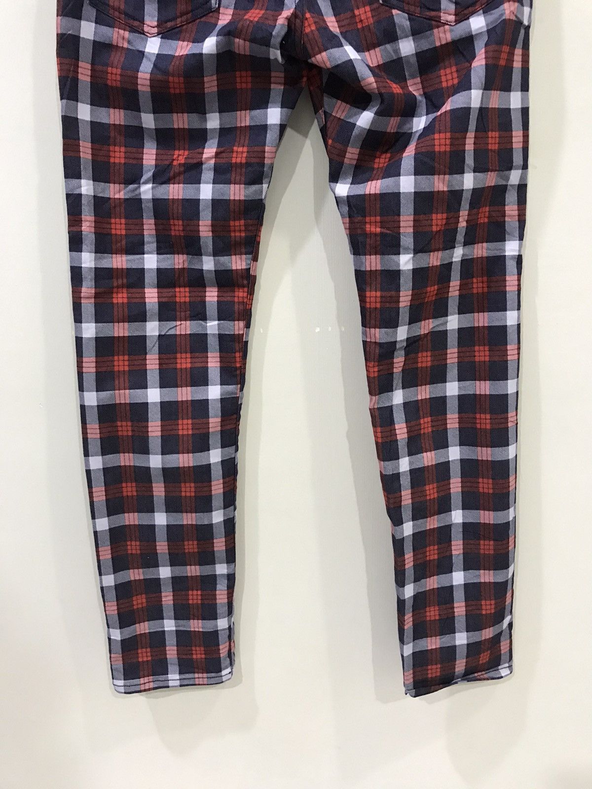 Japanese Brand × Uniqlo uniqlo Japan Plaid Stretchable Skimmy Pant Size US 33 - 8 Thumbnail