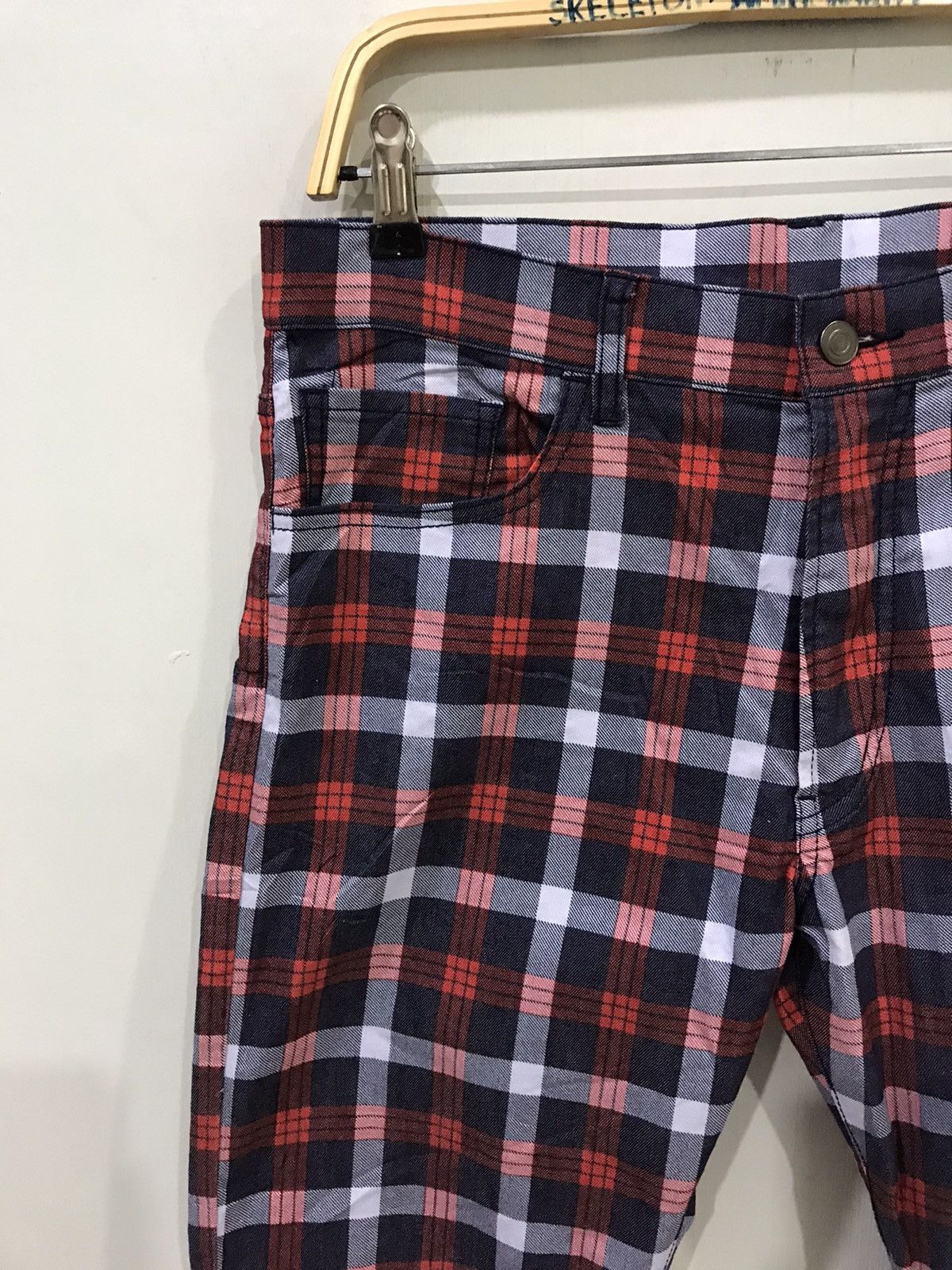 Japanese Brand × Uniqlo uniqlo Japan Plaid Stretchable Skimmy Pant Size US 33 - 3 Thumbnail