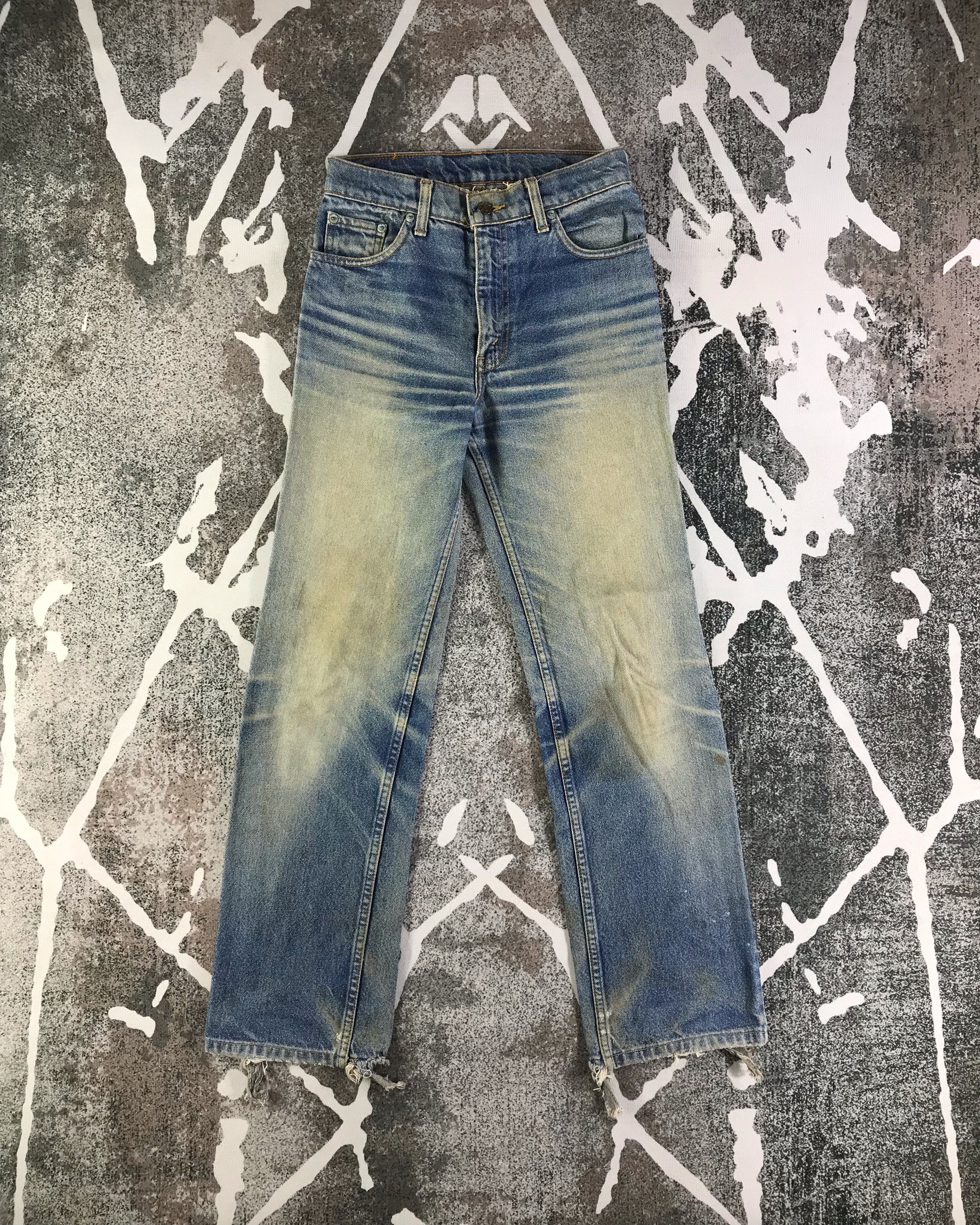 image of Distressed Denim x Levis Vintage 90's Levis 505 Jeans Ripped Rusty Denim Kj2520 in Blue (Size 27)