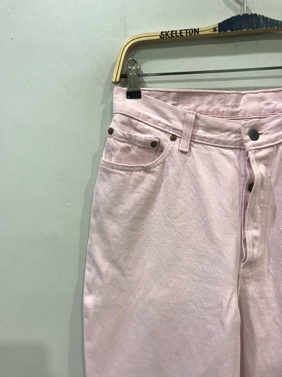 Levi's × Vintage Vintage 90s Levis 17501 Light Pink Denim 544 Button Size US 28 / EU 44 - 3 Thumbnail