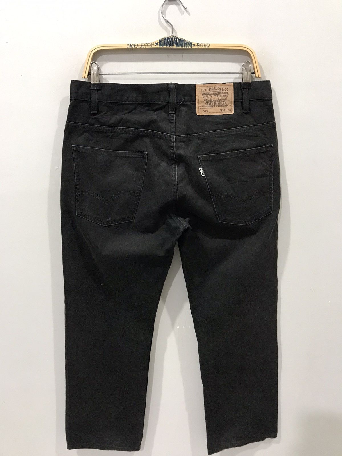 Levi's Levis 519 Black Jeans Size US 33 - 7 Thumbnail