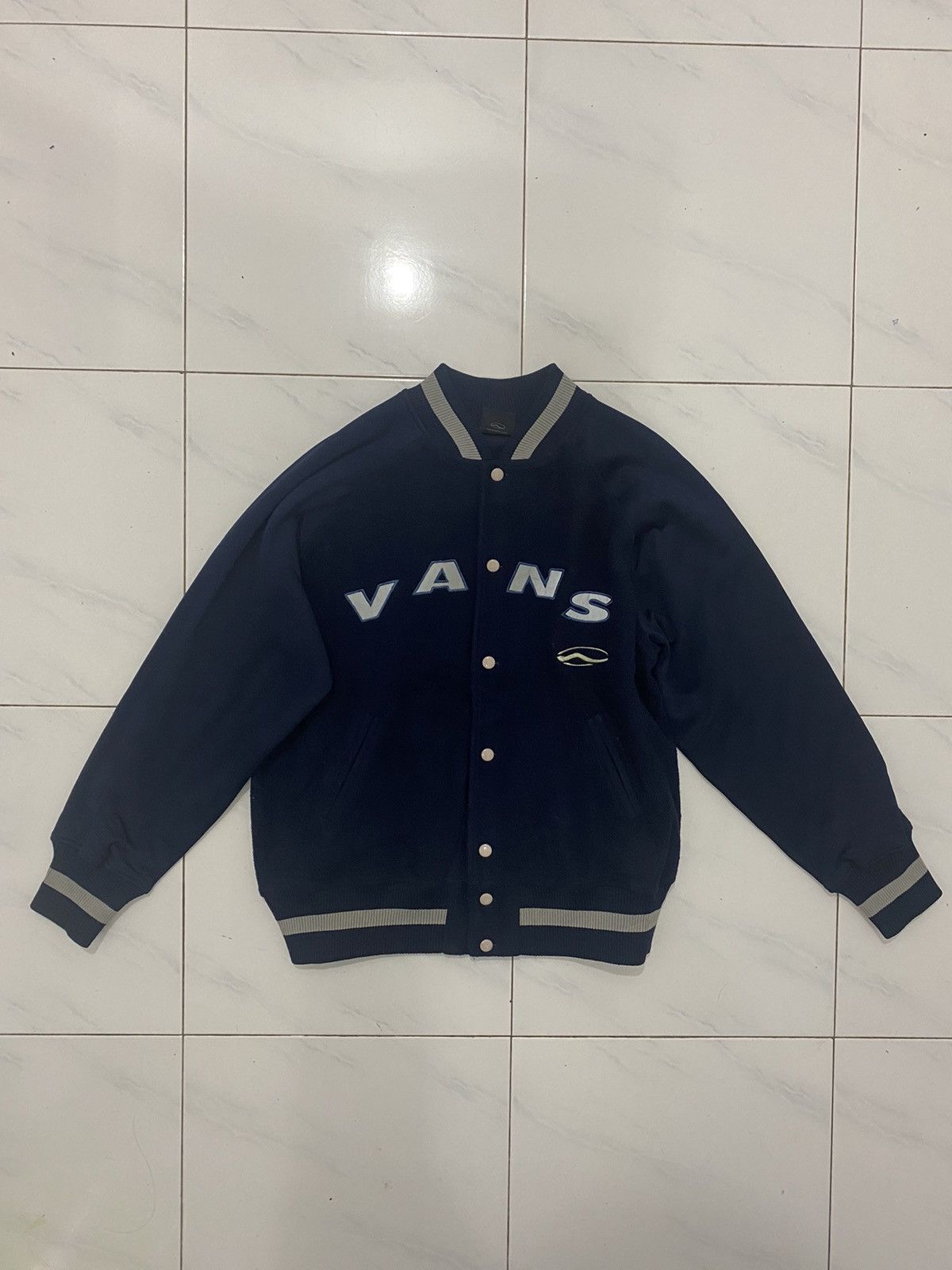 Vans 🔥Vintage🔥 Vans Reflect Logo Zipper Jacket Size US M / EU 48-50 / 2 - 2 Thumbnail