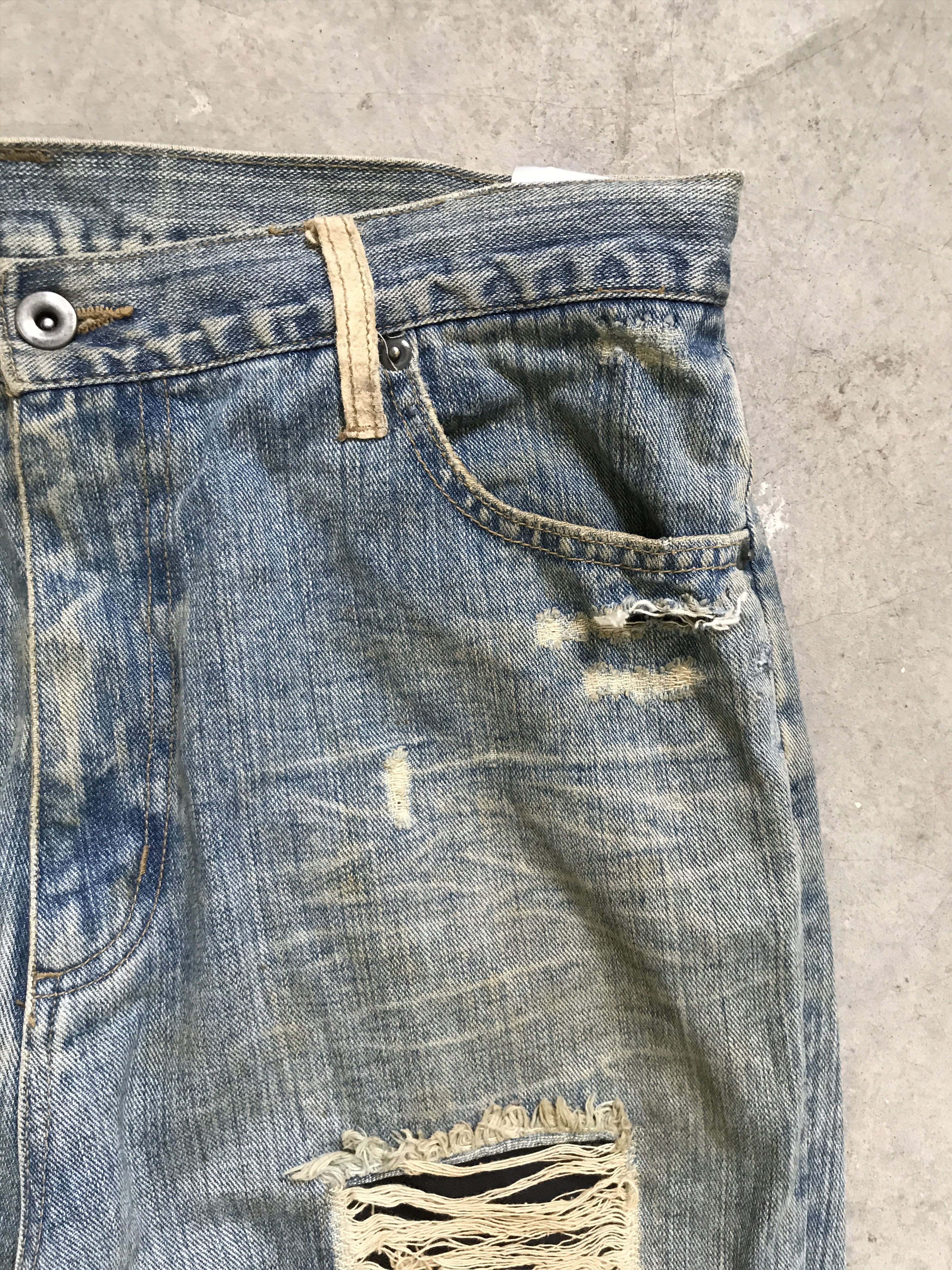 Japanese Brand D82 Lan Deux Mille Japan Super Dirty Distressed Jeans Size US 32 / EU 48 - 9 Thumbnail