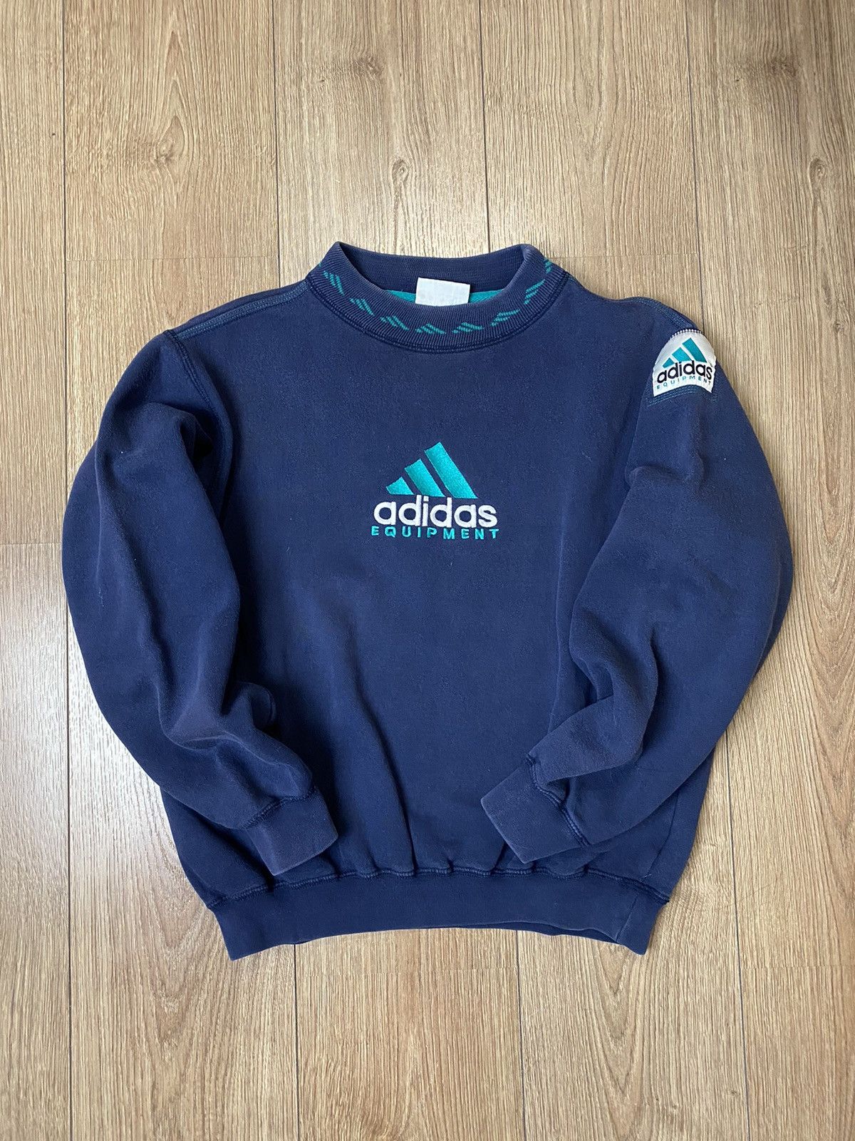 Vintage Vintage Sweatshirt Adidas Equipment Big Centre Logo Crewneck Size US S / EU 44-46 / 1 - 1 Thumbnail