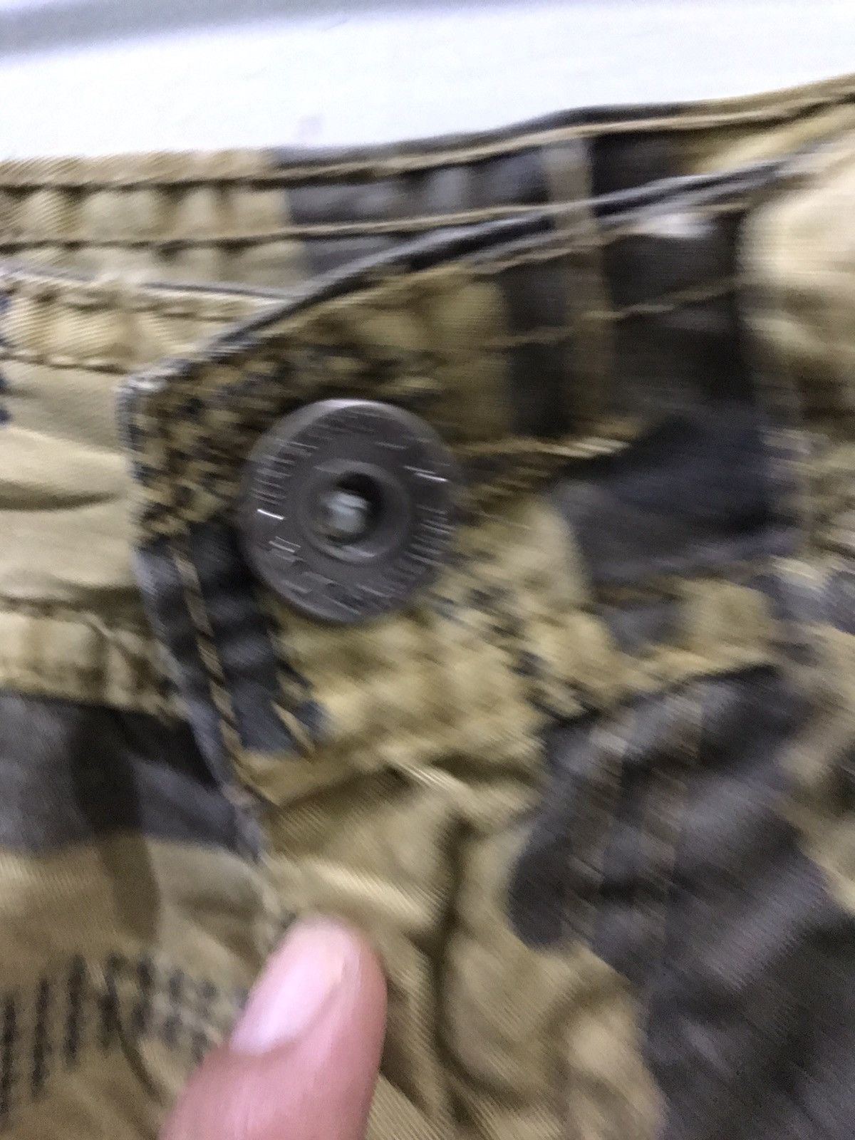 Other JUNYEJEANS Yellow Camo Military Multipockets Short Size US 30 / EU 46 - 6 Thumbnail