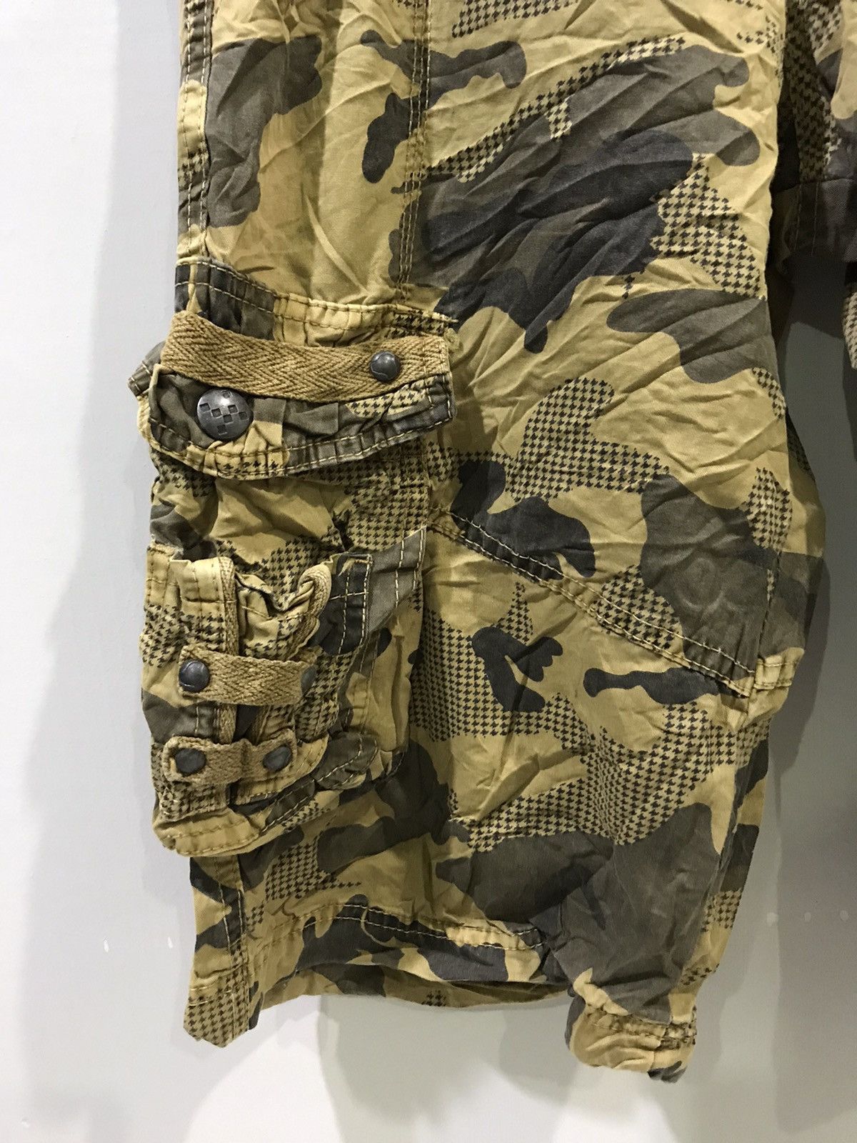 Other JUNYEJEANS Yellow Camo Military Multipockets Short Size US 30 / EU 46 - 5 Thumbnail