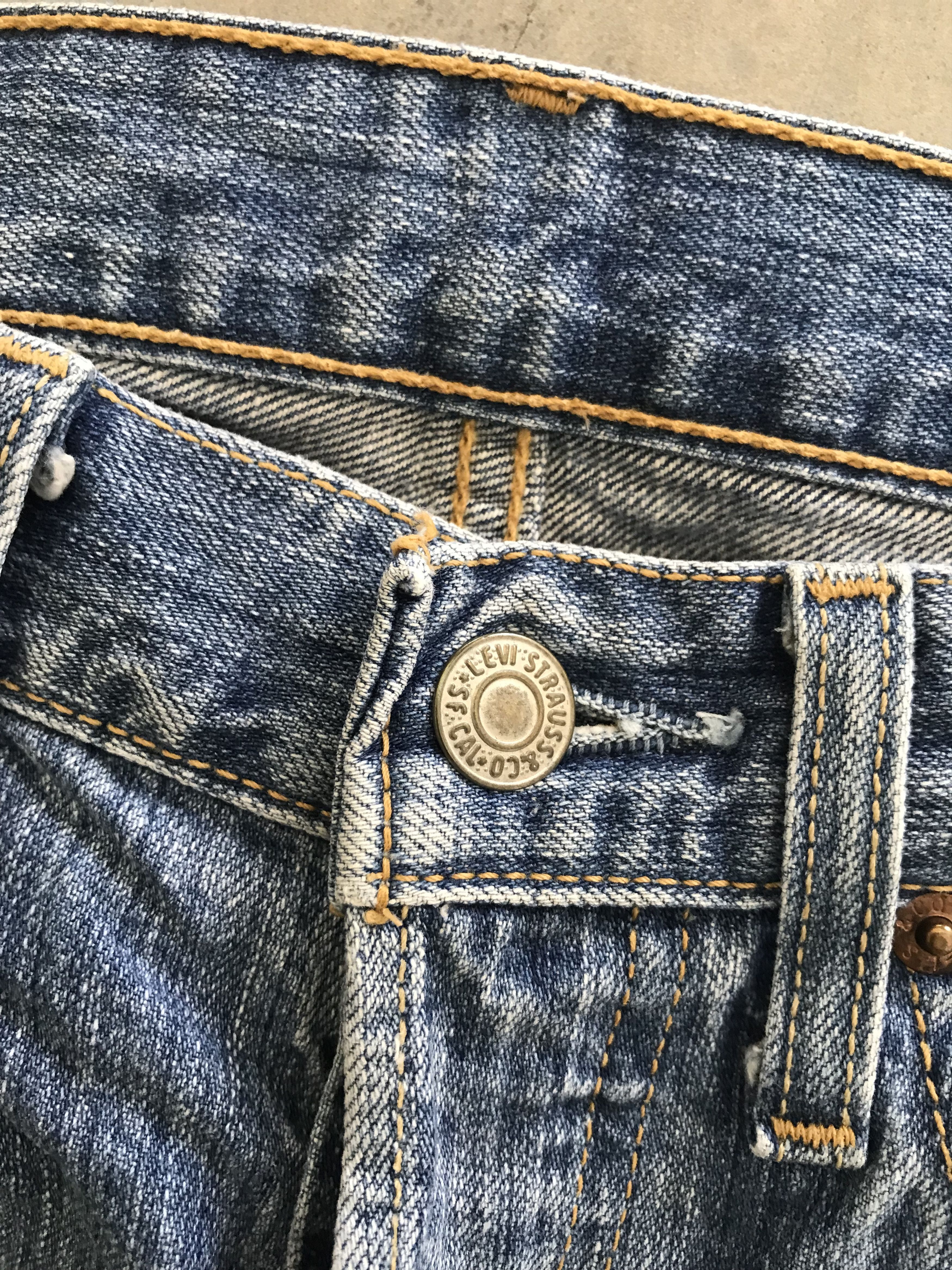 Levi's Levis 501 Light wash Jeans Size US 31 - 7 Thumbnail