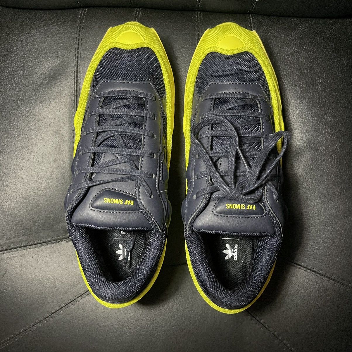 Adidas × Raf Simons Adidas Raf simons ozweego yellow fw18 Size US 9 / EU 42 - 7 Thumbnail