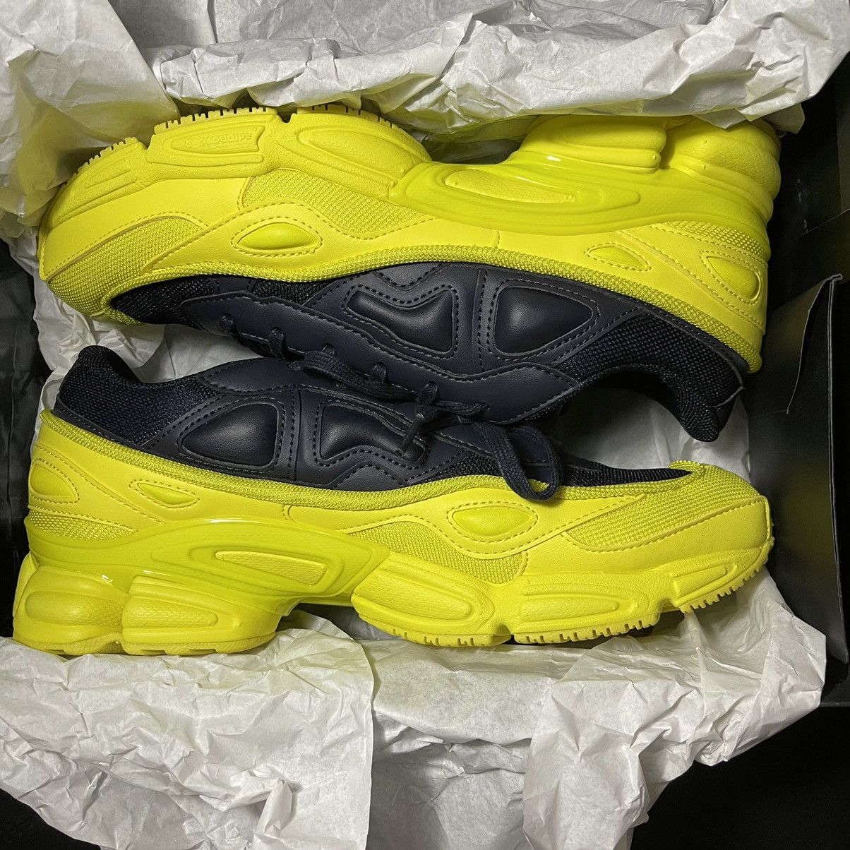Adidas × Raf Simons Adidas Raf simons ozweego yellow fw18 Size US 9 / EU 42 - 9 Thumbnail