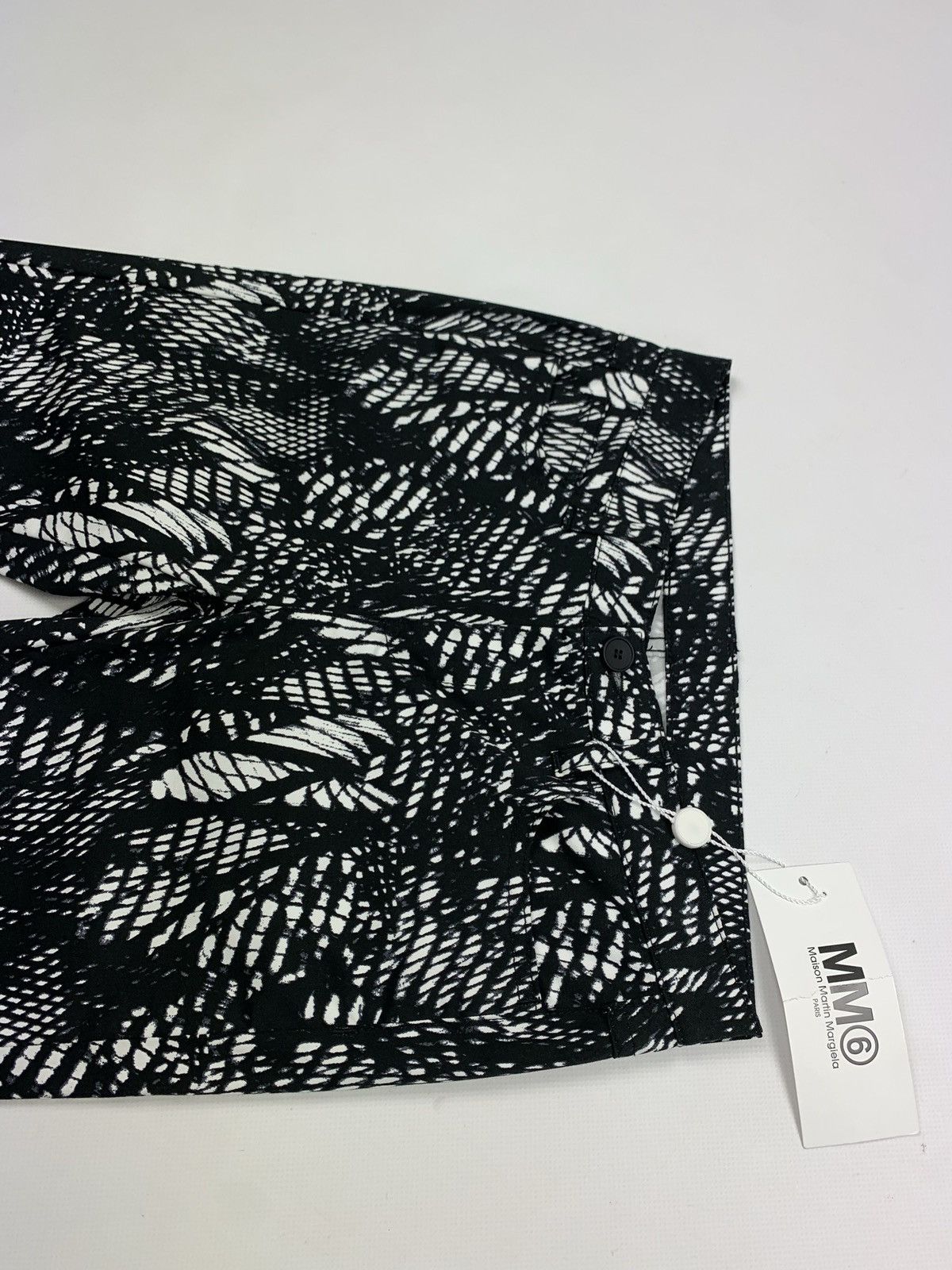 Designer × Maison Margiela BNWT Maison Martin Margiela MM6 overprinted pants trousers Size 26" / US 2 / IT 38 - 2 Thumbnail