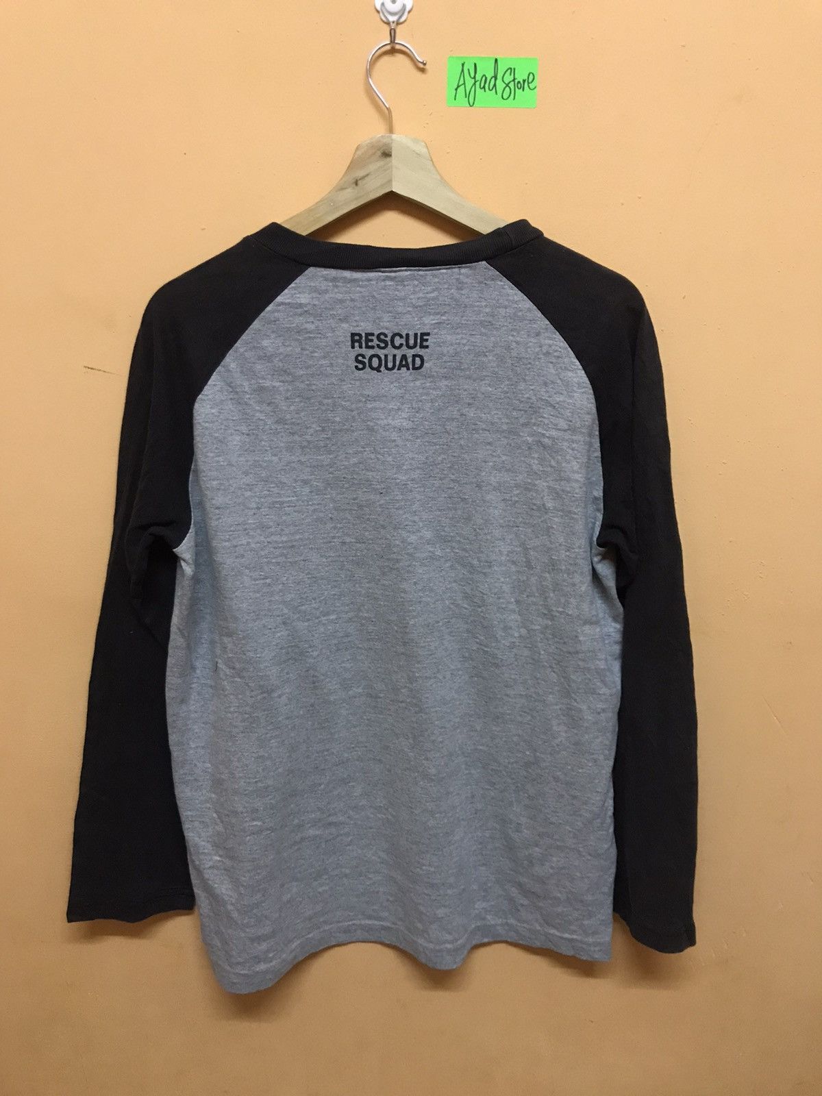 Mickey Mouse ‼️MICKEY X RESQUE SQUAD 3QUATER Size US M / EU 48-50 / 2 - 5 Thumbnail