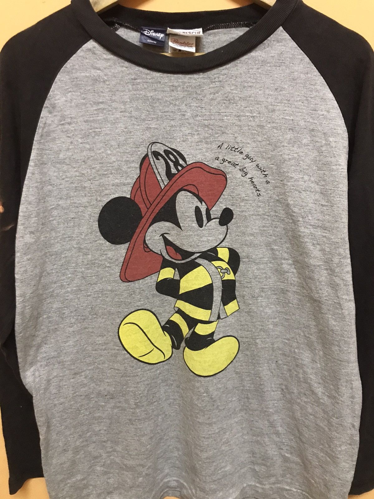 Mickey Mouse ‼️MICKEY X RESQUE SQUAD 3QUATER Size US M / EU 48-50 / 2 - 3 Thumbnail