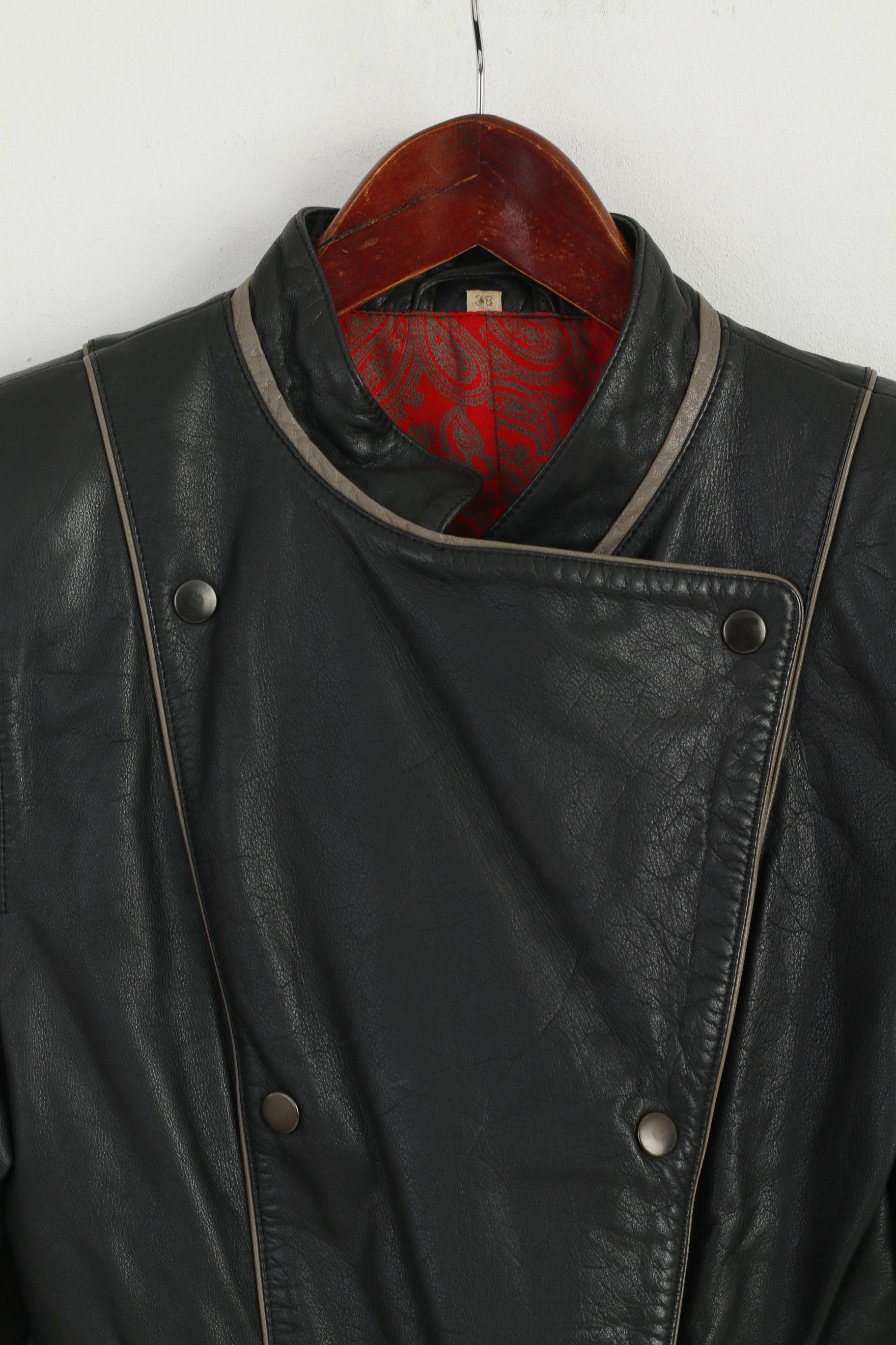 Vintage Vintage Women 38 S Jacket Black Leather Biker 7341 Size S / US 4 / IT 40 - 3 Thumbnail