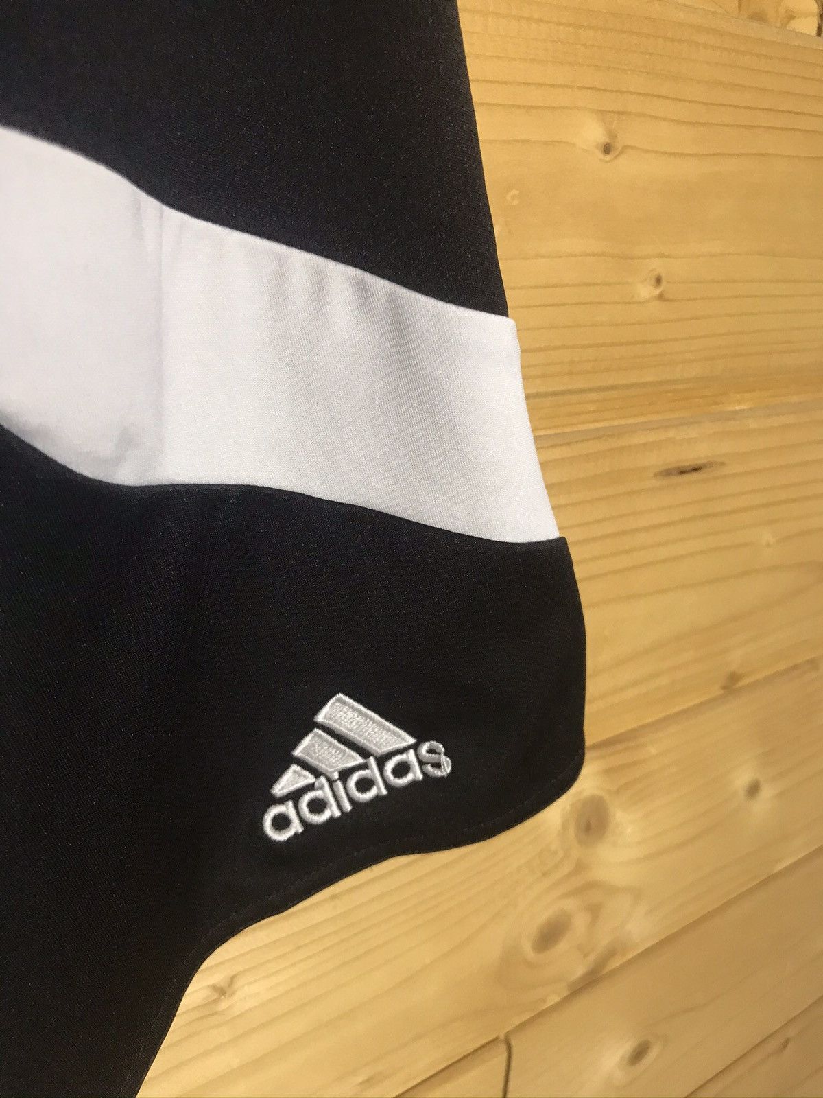 Adidas Adidas shorts Size US 36 / EU 52 - 2 Thumbnail