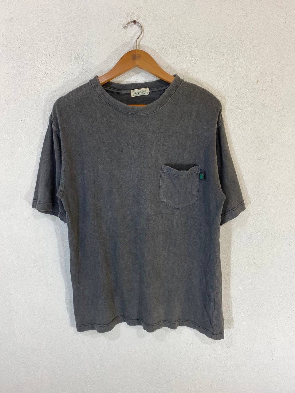 image of Vintage Diamond Head Single Pocket Tshirt Union Made in Black, Men's (Size Medium)
