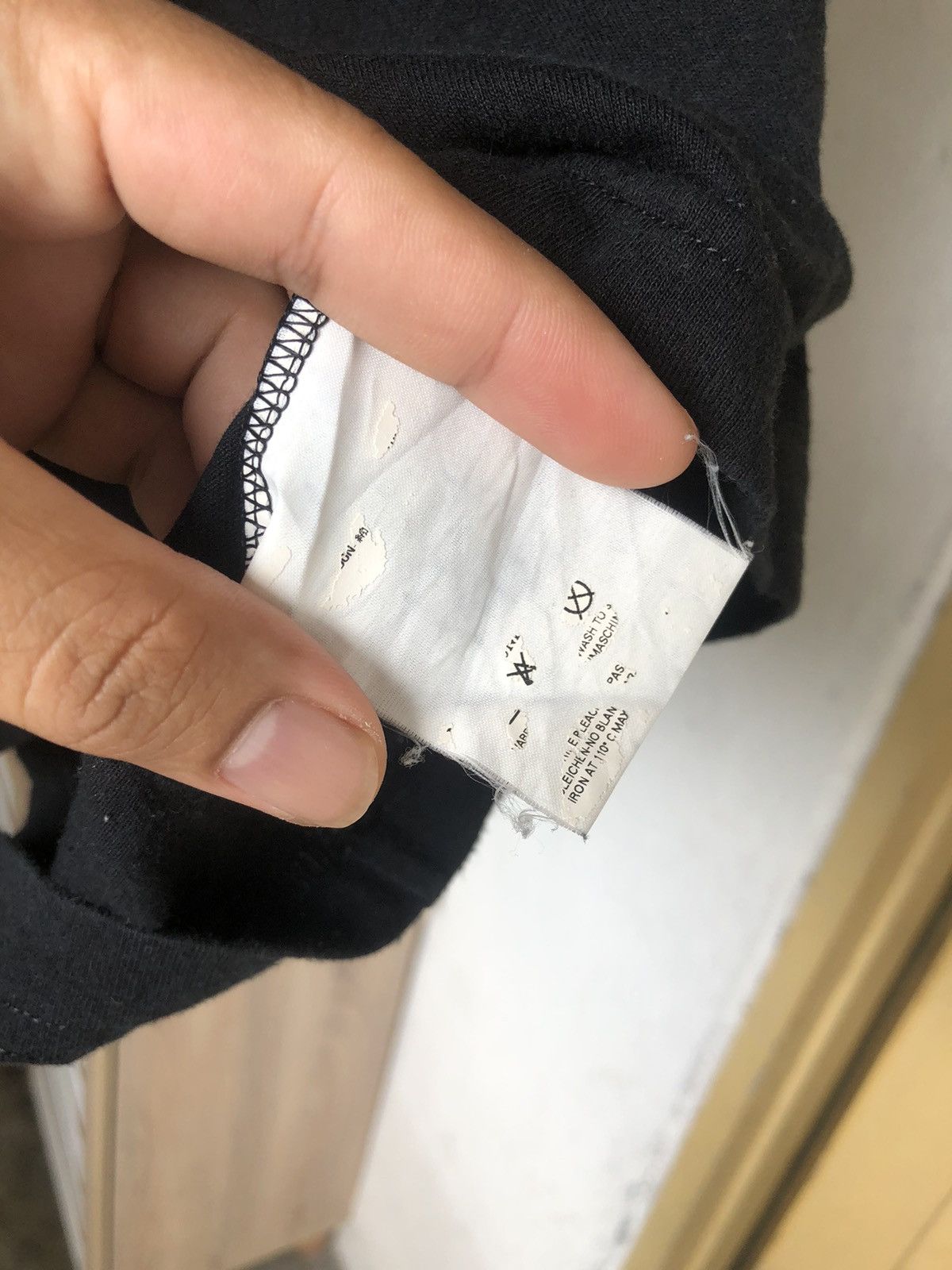 Maison Margiela Vintage Maison Martin Margiela Paris Graphic T-Shirt Size S / US 4 / IT 40 - 9 Thumbnail