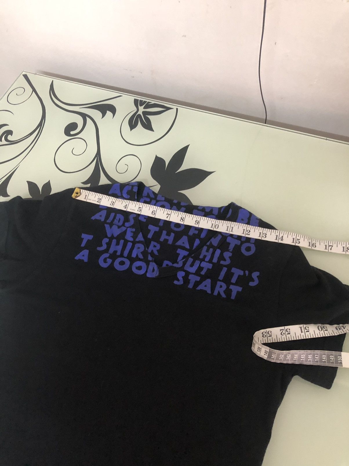 Maison Margiela Vintage Maison Martin Margiela Paris Graphic T-Shirt Size S / US 4 / IT 40 - 15 Thumbnail