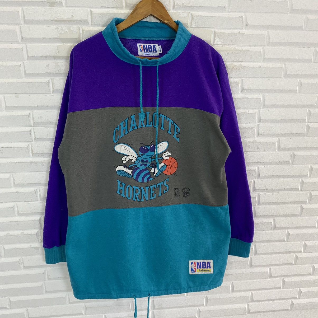 NBA × Vintage Vintage NBA Charlotte Hornets Sweatshirt Size US M / EU 48-50 / 2 - 3 Thumbnail