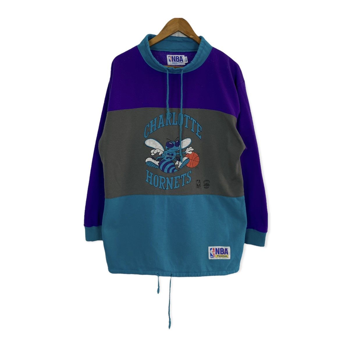Vintage NBA Charlotte Hornets Sweatshirt