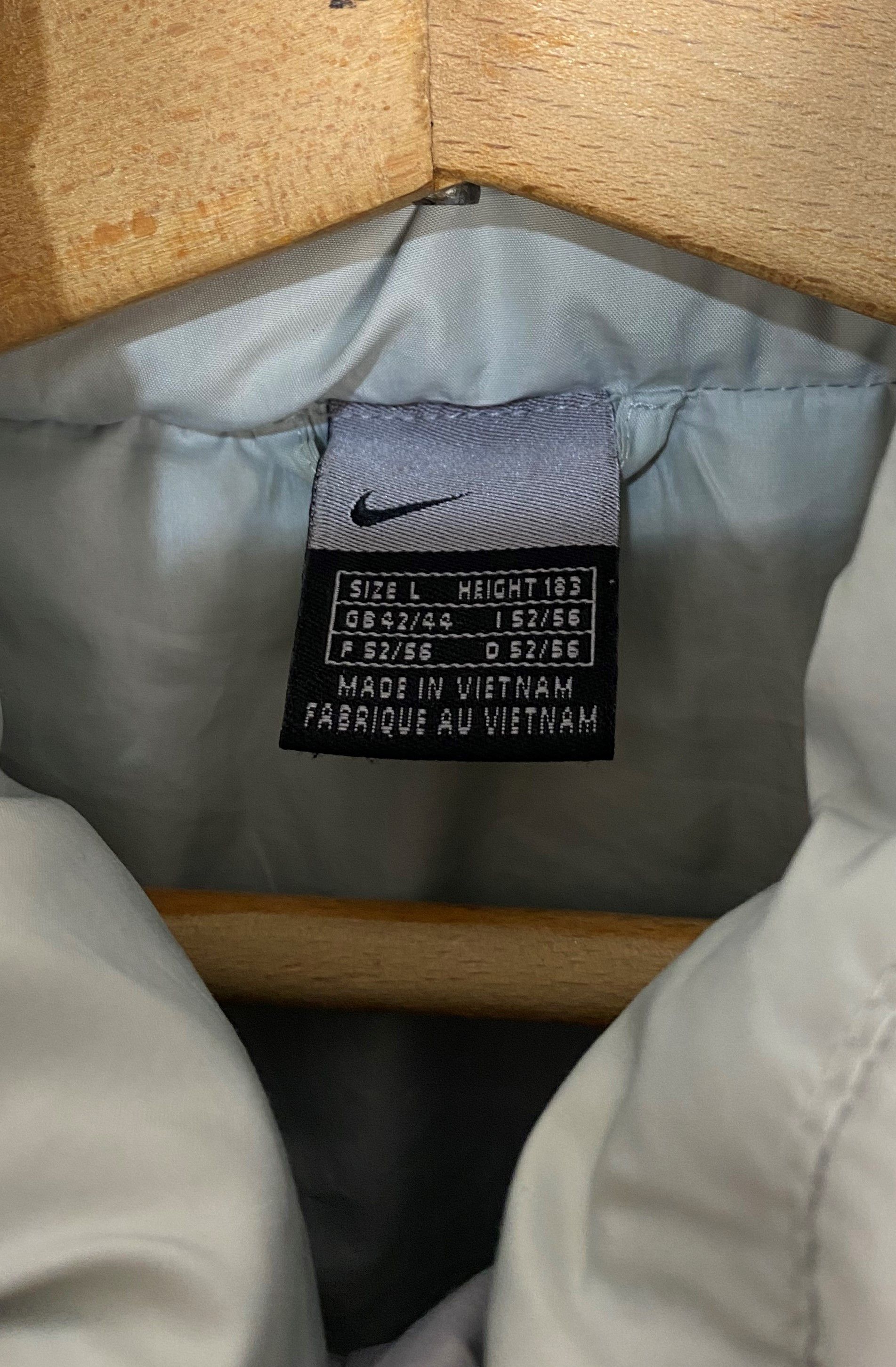 Nike 00s Vintage NIKE Puffer M390 Size US XL / EU 56 / 4 - 11 Thumbnail