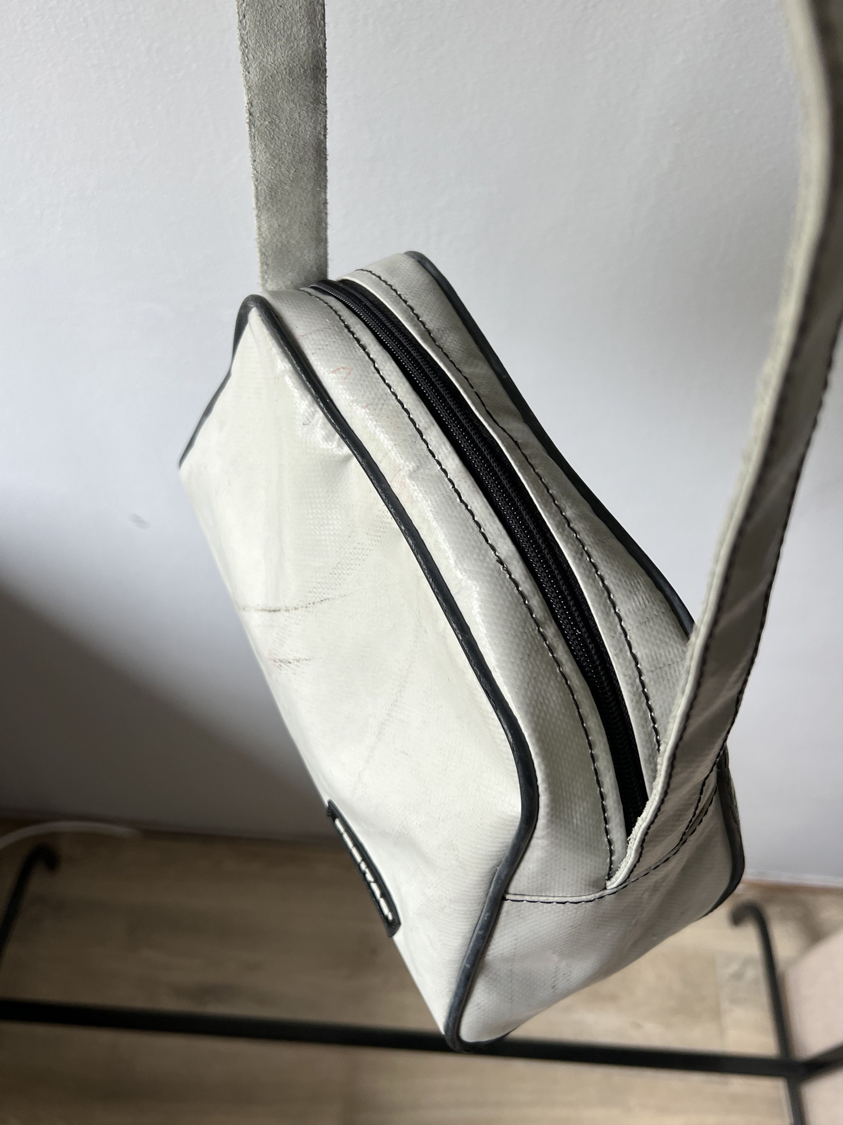 Freitag Freitag L02 Jill Recycled Rubber Handbag NWT | Grailed