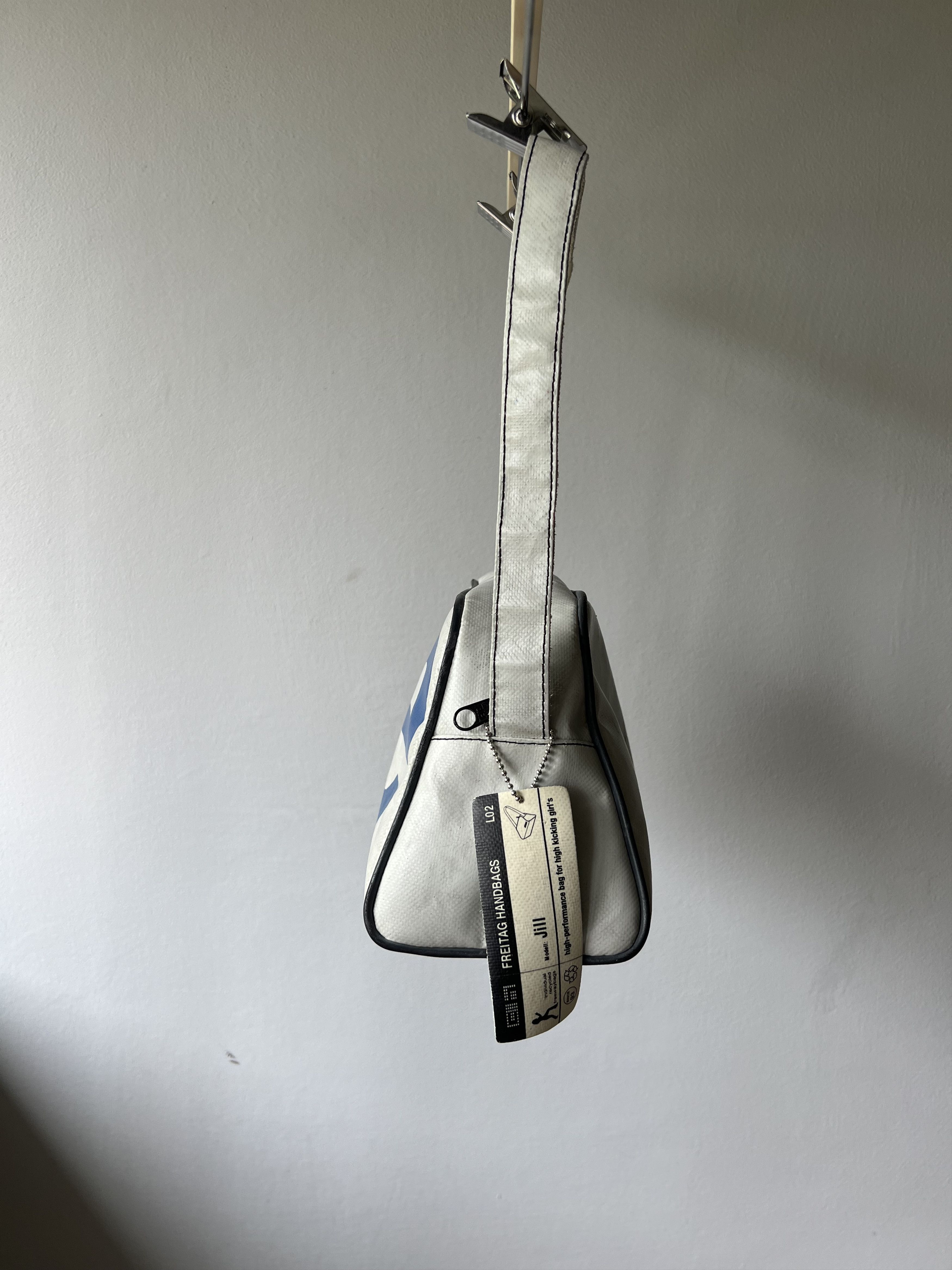 【廃盤】FREITAG L02 JILL Freitag Freitag L02 Jill Recycled Rubber Handbag NWT | Grailed