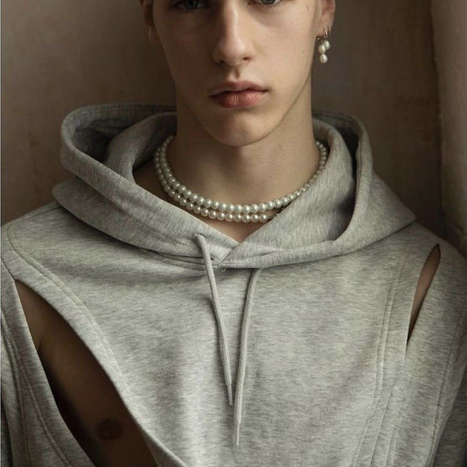 Per Gotesson Per Gotesson x Weekday 1/1 Twisted Slash Hoodie Size US L / EU 52-54 / 3 - 6 Thumbnail