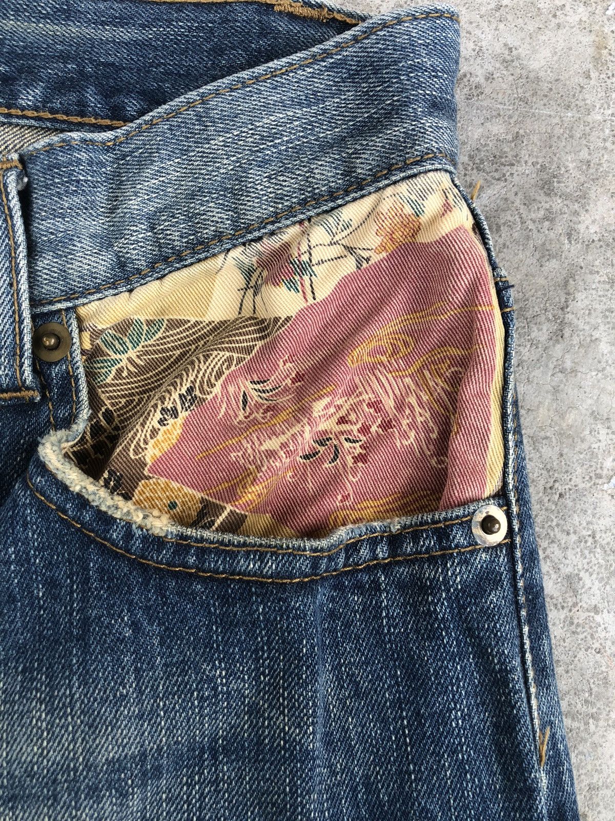 Karakuri Tamashii Karakuri Tamashii Embroidered Jeans Size US 34 / EU 50 - 8 Thumbnail