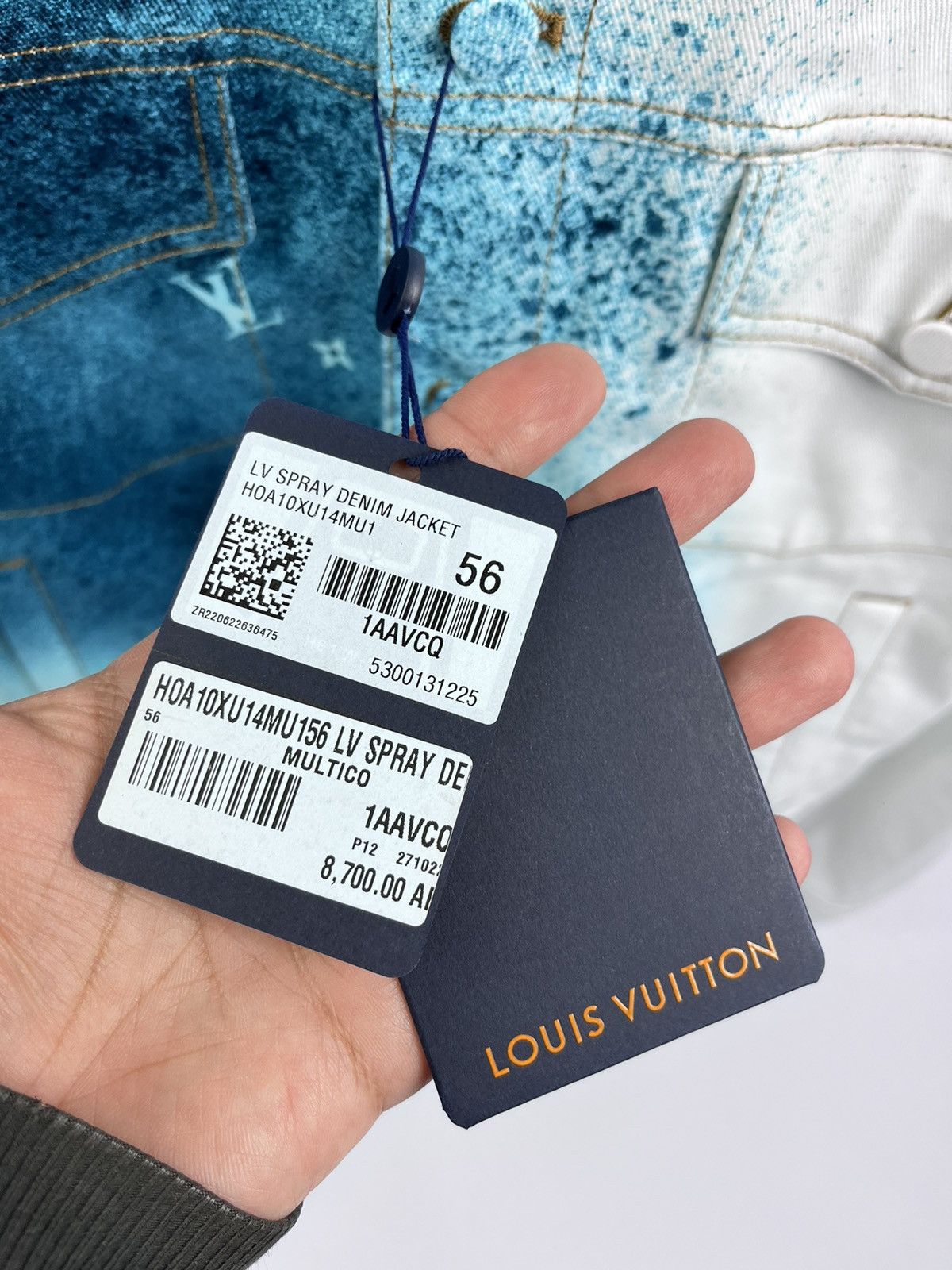 Louis Vuitton LOUIS VUITTON SPRAY DENIM JACKET SIZE: 56 fits XXL Size US XXL / EU 58 / 5 - 3 Thumbnail