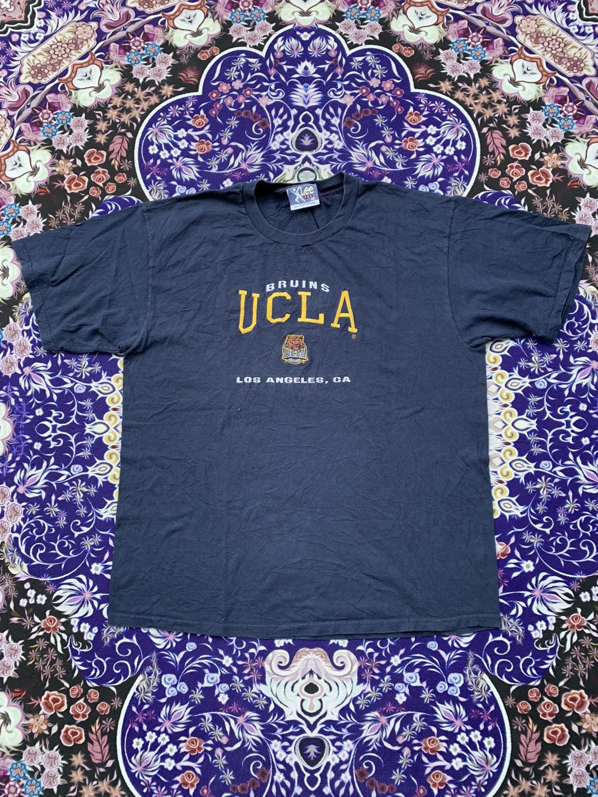 Lee × Vintage Vintage Bruins Ucla T-shirt Size US XL / EU 56 / 4 - 1 Thumbnail