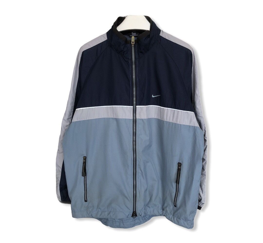 Vintage Nike Swoosh Small Logo Windbreaker Jacket 🧥