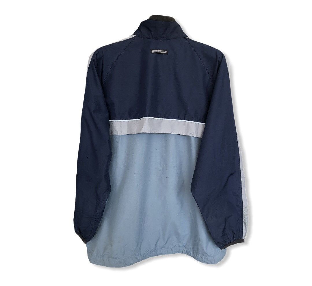 Nike Vintage Nike Swoosh Small Logo Windbreaker Jacket 🧥 Size US M / EU 48-50 / 2 - 3 Thumbnail