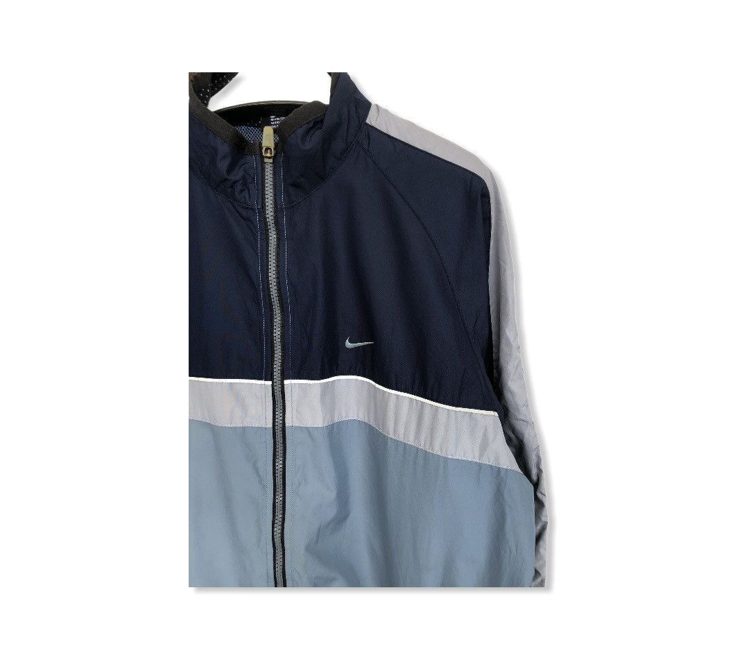 Nike Vintage Nike Swoosh Small Logo Windbreaker Jacket 🧥 Size US M / EU 48-50 / 2 - 2 Thumbnail
