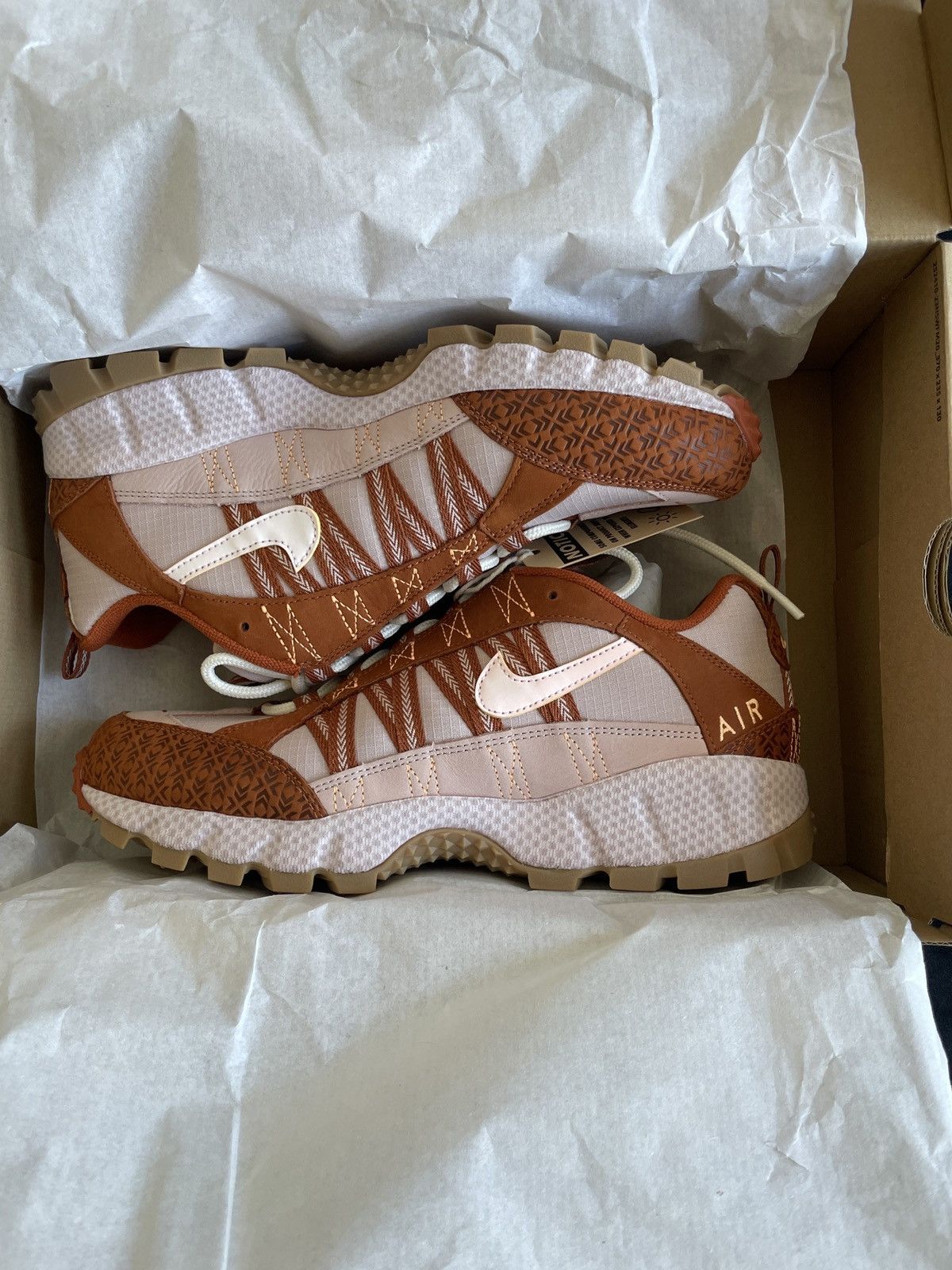 Nike Air Humara FM